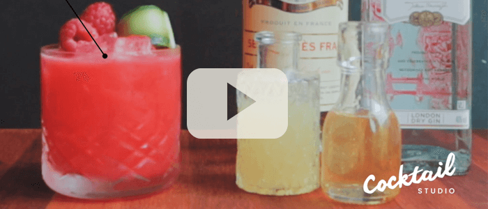 Cocktail serveret i XO lowball glas fra erik bagger a/s