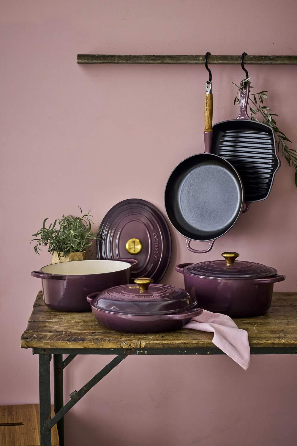 Skyldfølelse Gå rundt generøsitet Le Creuset - Oval Gryde - 6,3 liter - Støbejern - Aubergine | Imerco