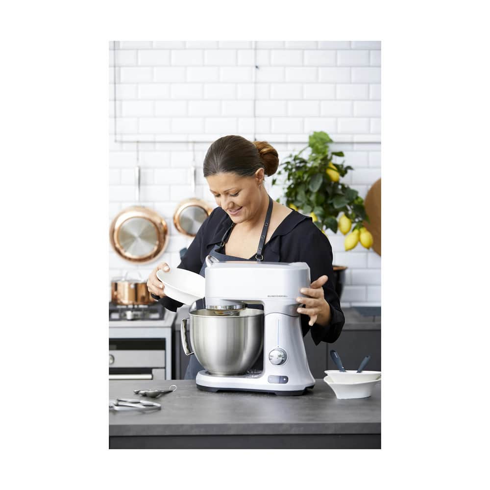 Blomsterbergs Køkkenmaskine - 4,8 liter - 8 hastighedsindstillinger - Sølv | Imerco
