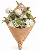 everbloom Kunstige blomster Kunstig Blomsterbuket i Hvid/grøn, 1