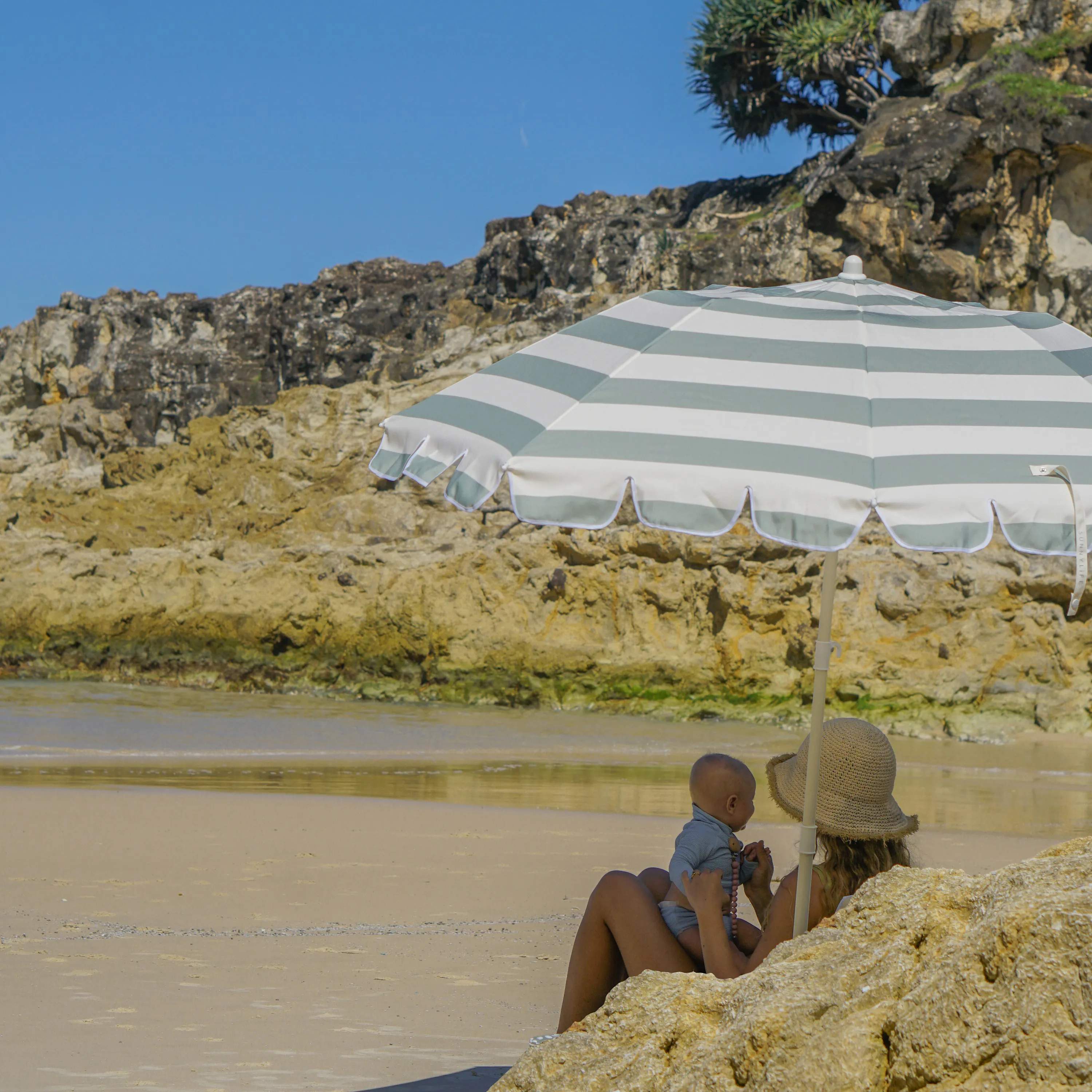 Sunnylife Parasoller La Palma Parasol i Sage, 3