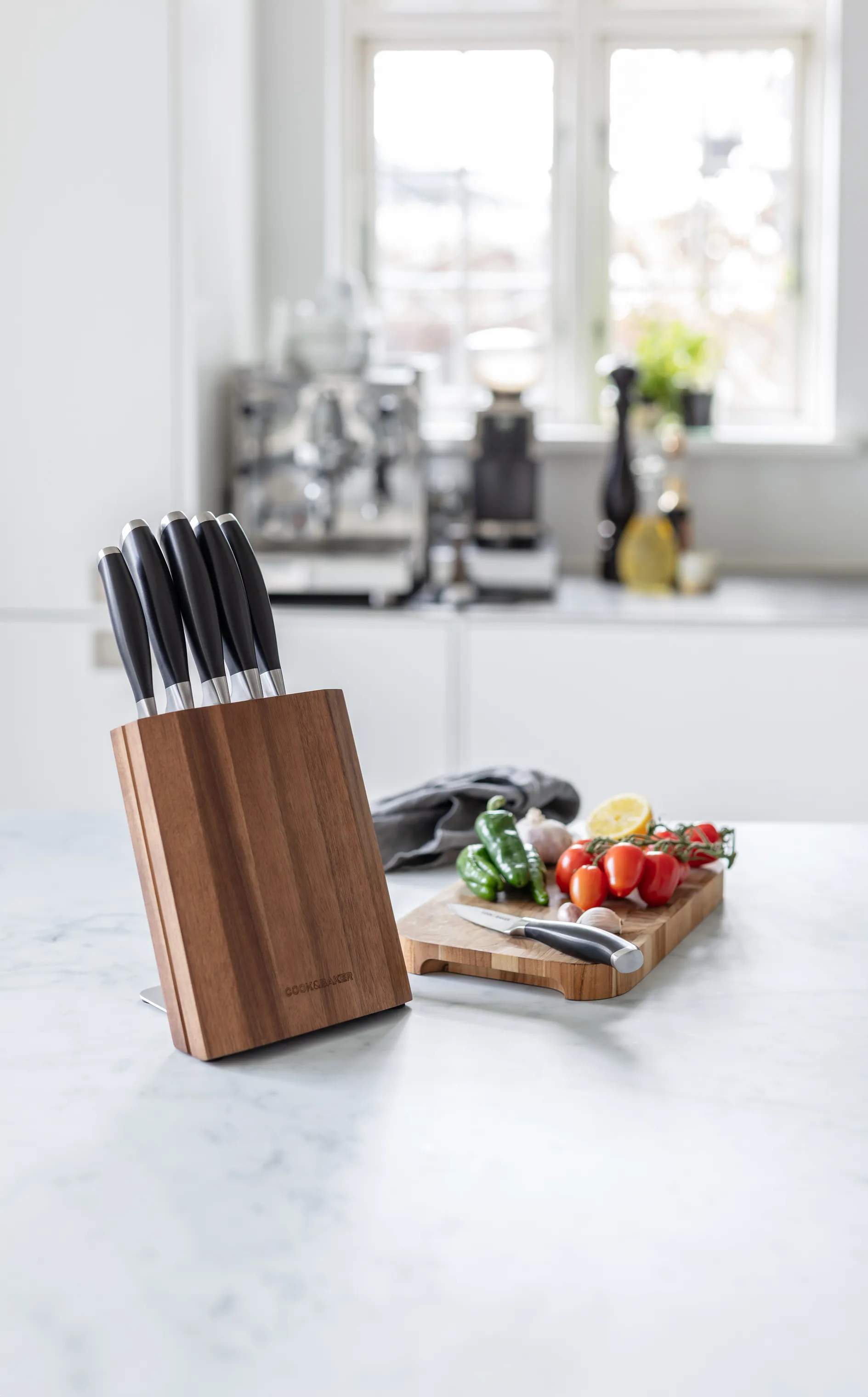 Cook & Baker Knivblokke med knive Knivblok med 6 knive i brun, 2