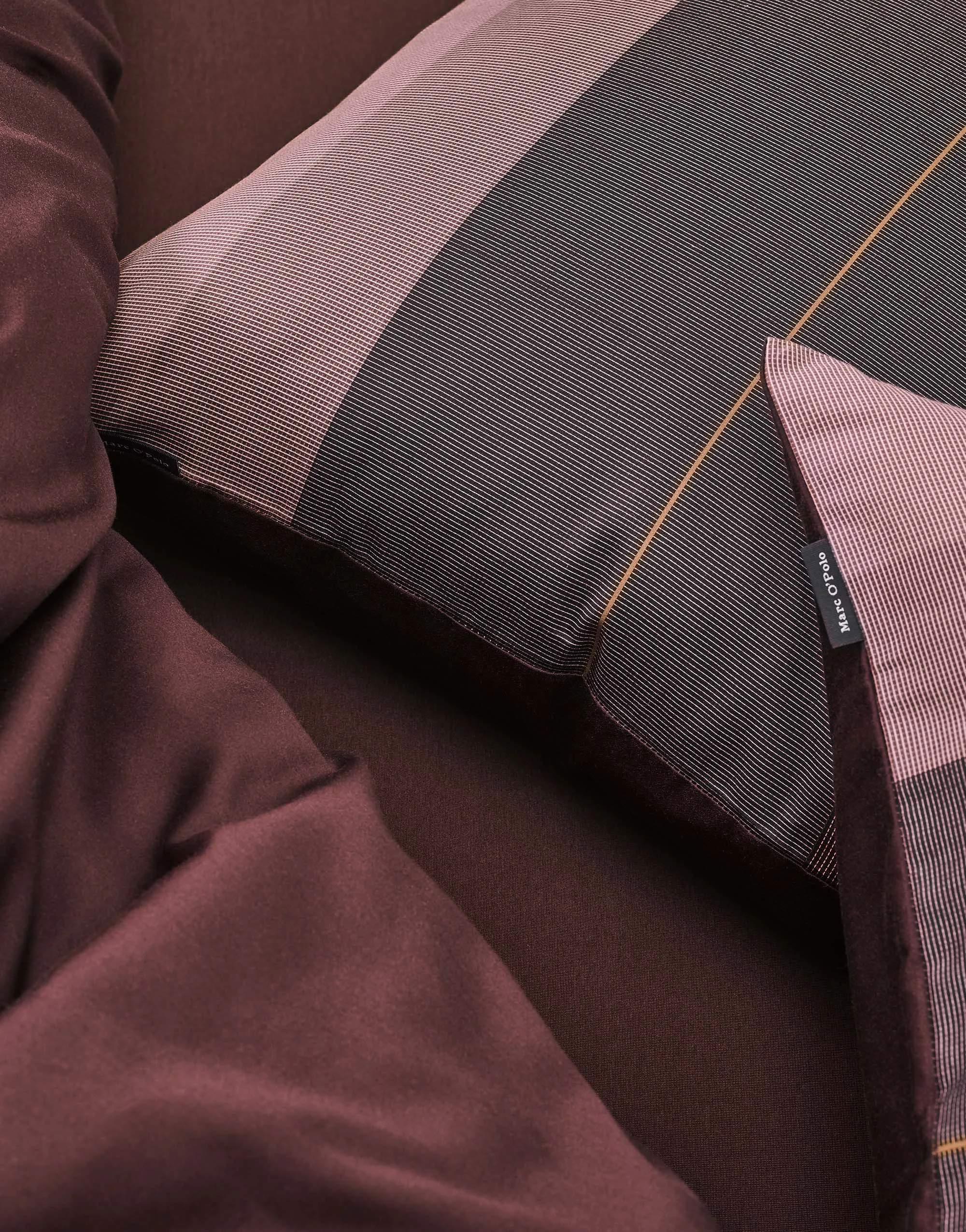 Marc O'Polo Sengetøj Kiya Sengetøj i Aubergine, B140 x L200 cm, 2