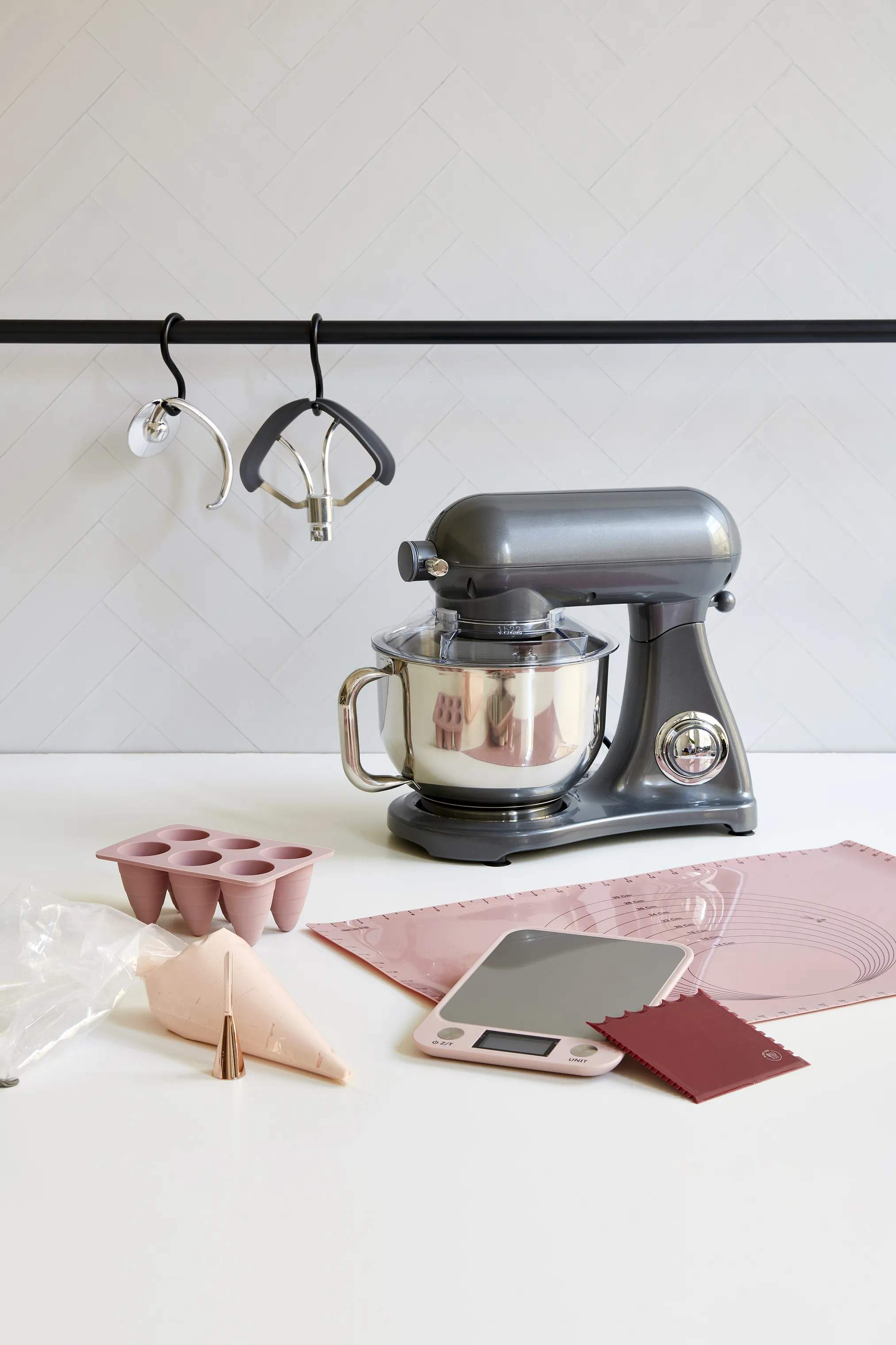 by Ditte Julie Bageredskaber Chokoladeskraber i Møsk rosa, 2