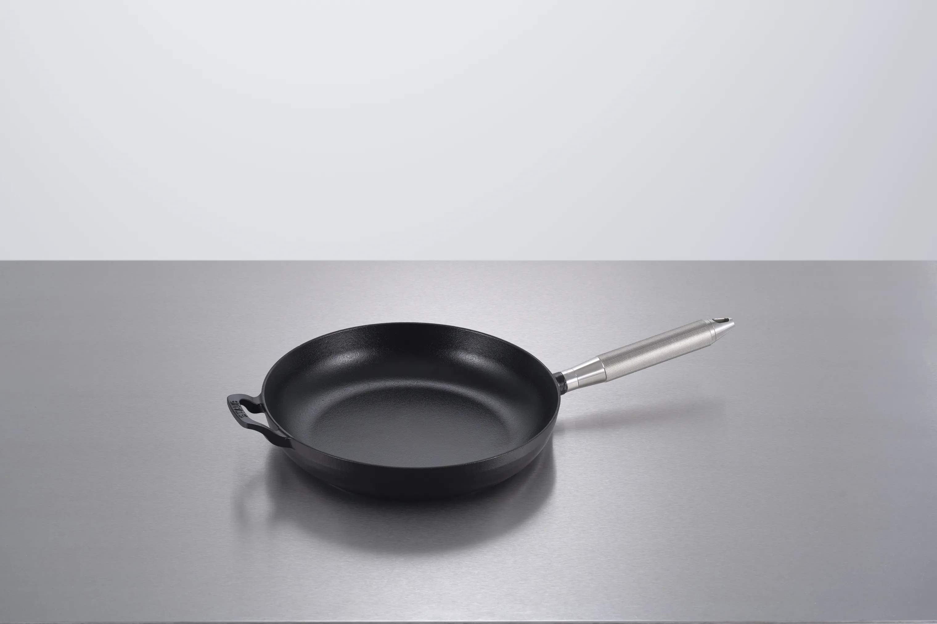 Staub Stegepander Buster & Punch Stegepande i Sort/sølvfarvet, 3