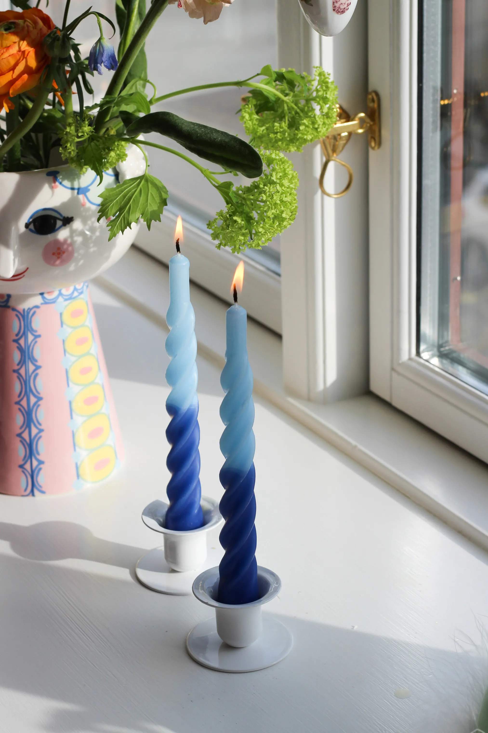 Candles with a twist Kronelys Lys - 6 stk. i Lyseblå/blå, 2