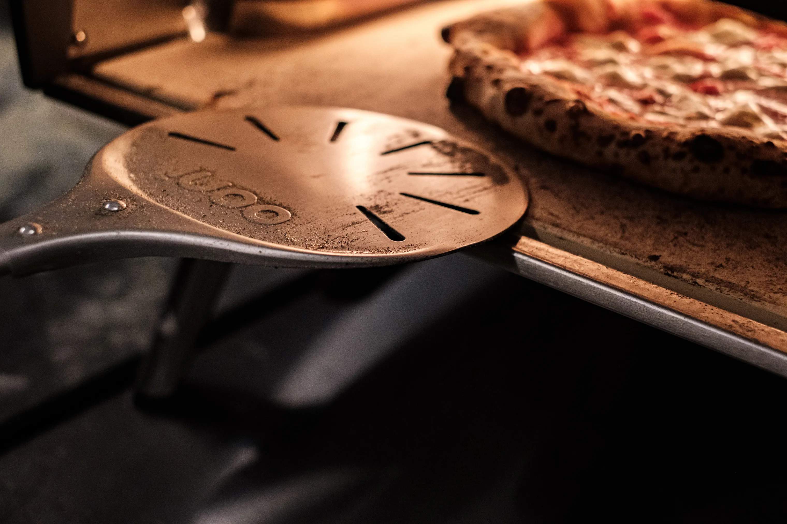 Ooni Pizzaspader Pizzaspade i Stål/sort, 2