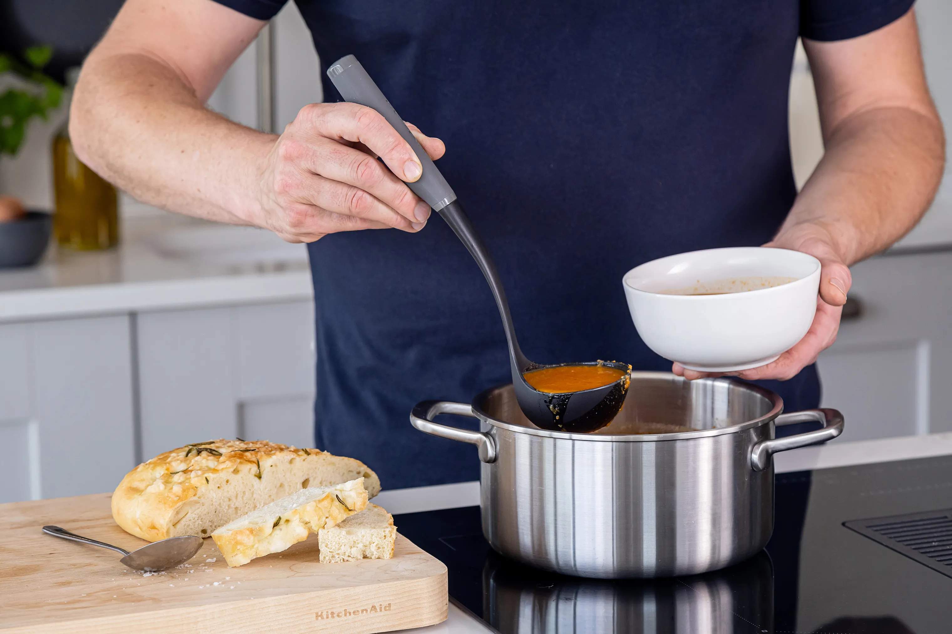 KitchenAid Opøsere Coreline Soft Grip Suppeøser i Grey, 5