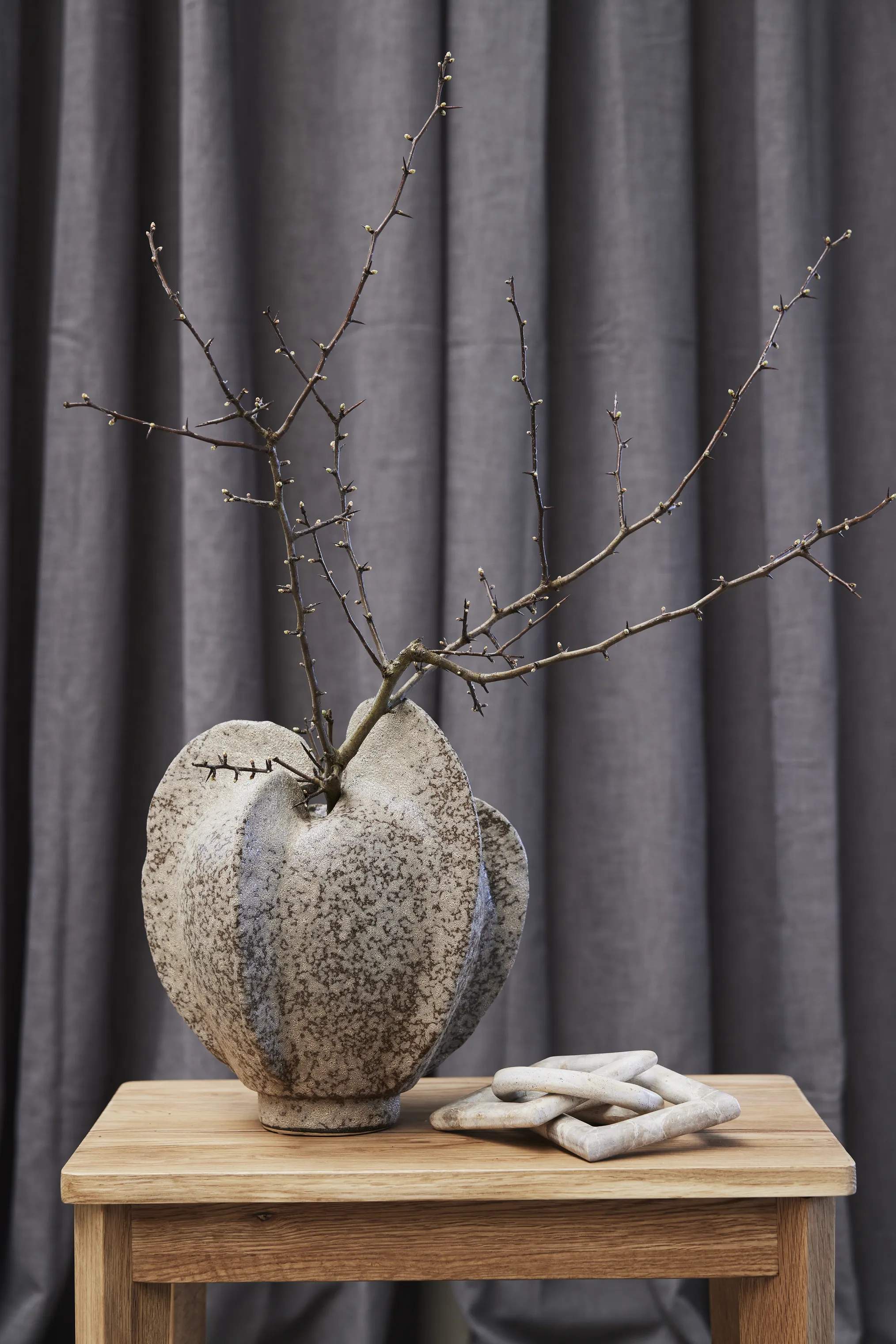 Lene Bjerre Vaser Hevenne Vase i sand, 2