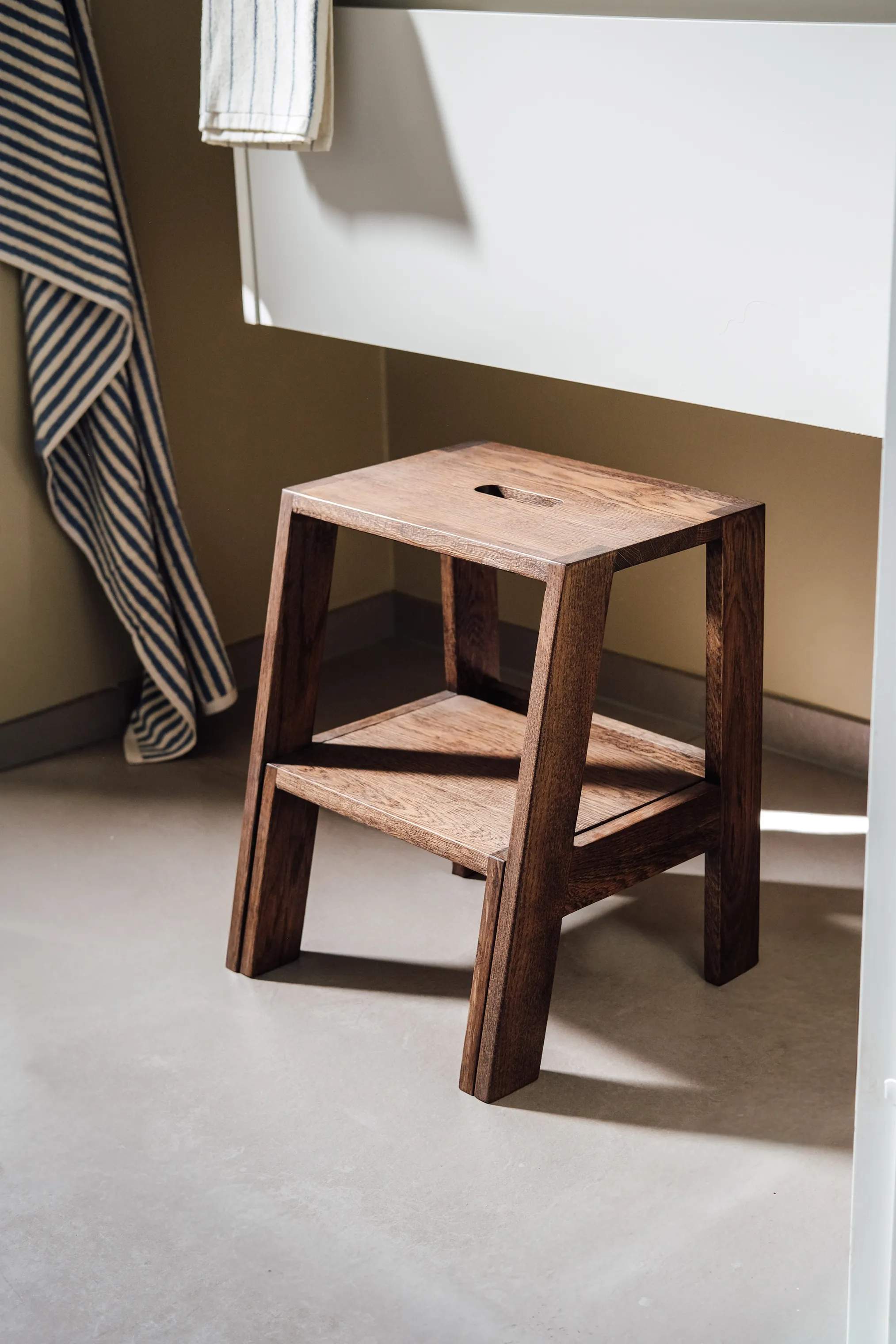 SKAGEN living Skamler Skammel i Mørkbejdset eg, 5