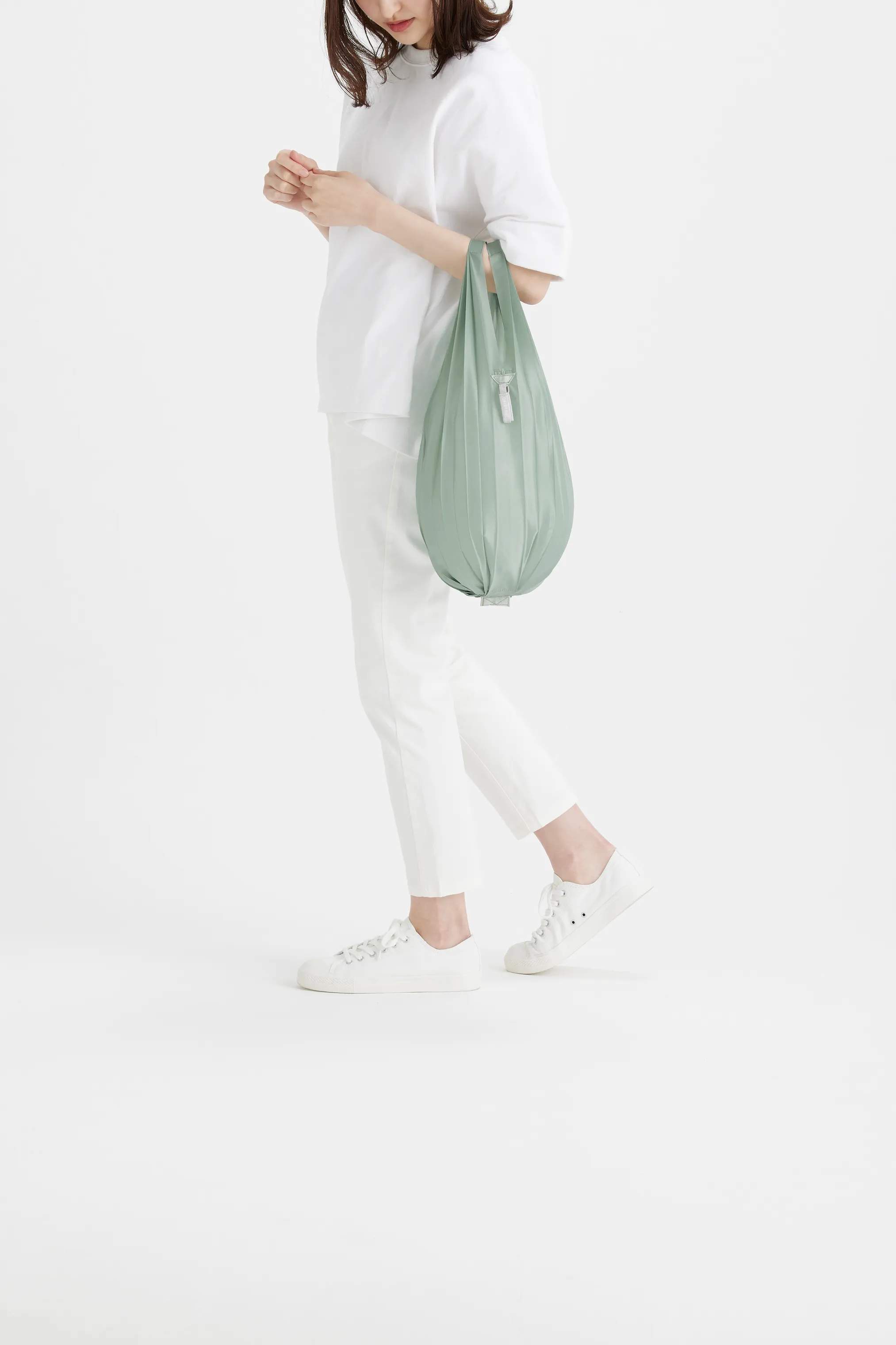 Shupatto Øvrigt interiør Drop Foldbar Taske i White Sage, 12 L, 2
