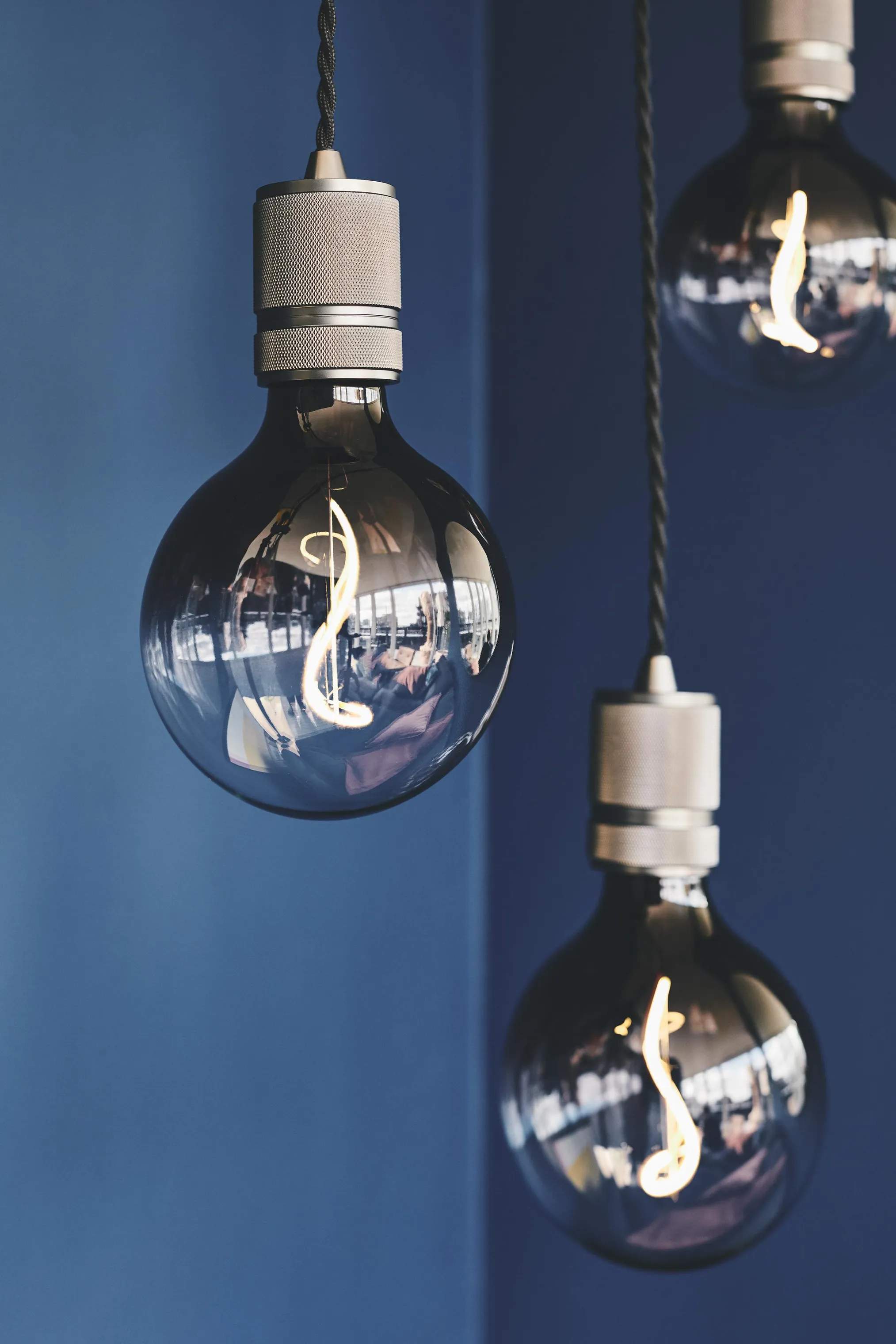 Halo Design LED-pærer Colors Soft light LED Lyspære i Smoke, 3