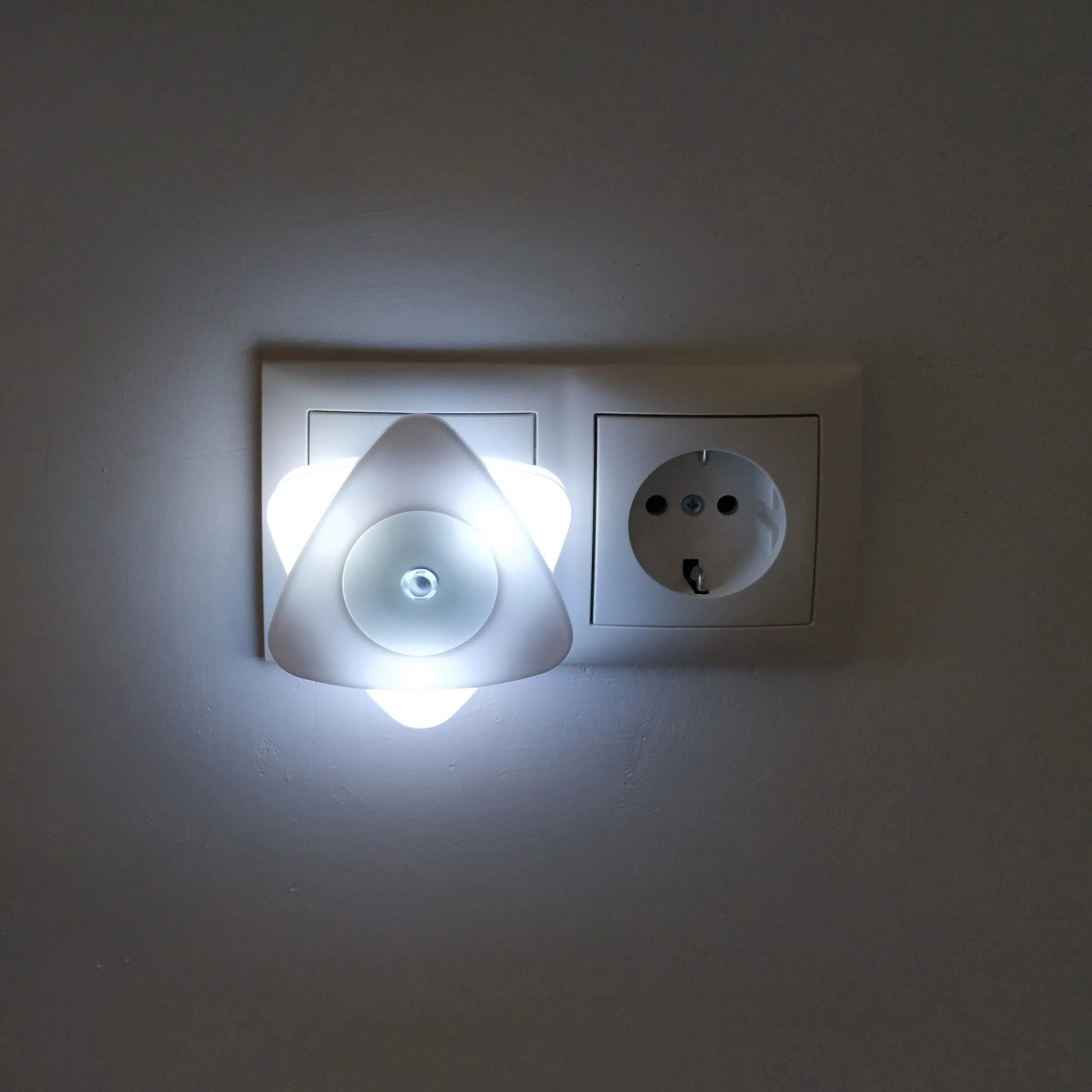 Alecto LED-lamper LED Natlampe i Hvid, 2