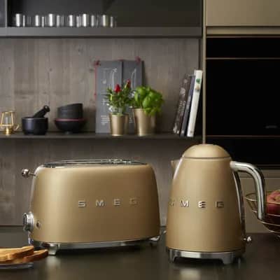 Smeg Elkedler 50's Style Elkedel KLF03CHMEU i mat champagne, 1.7 L, 3