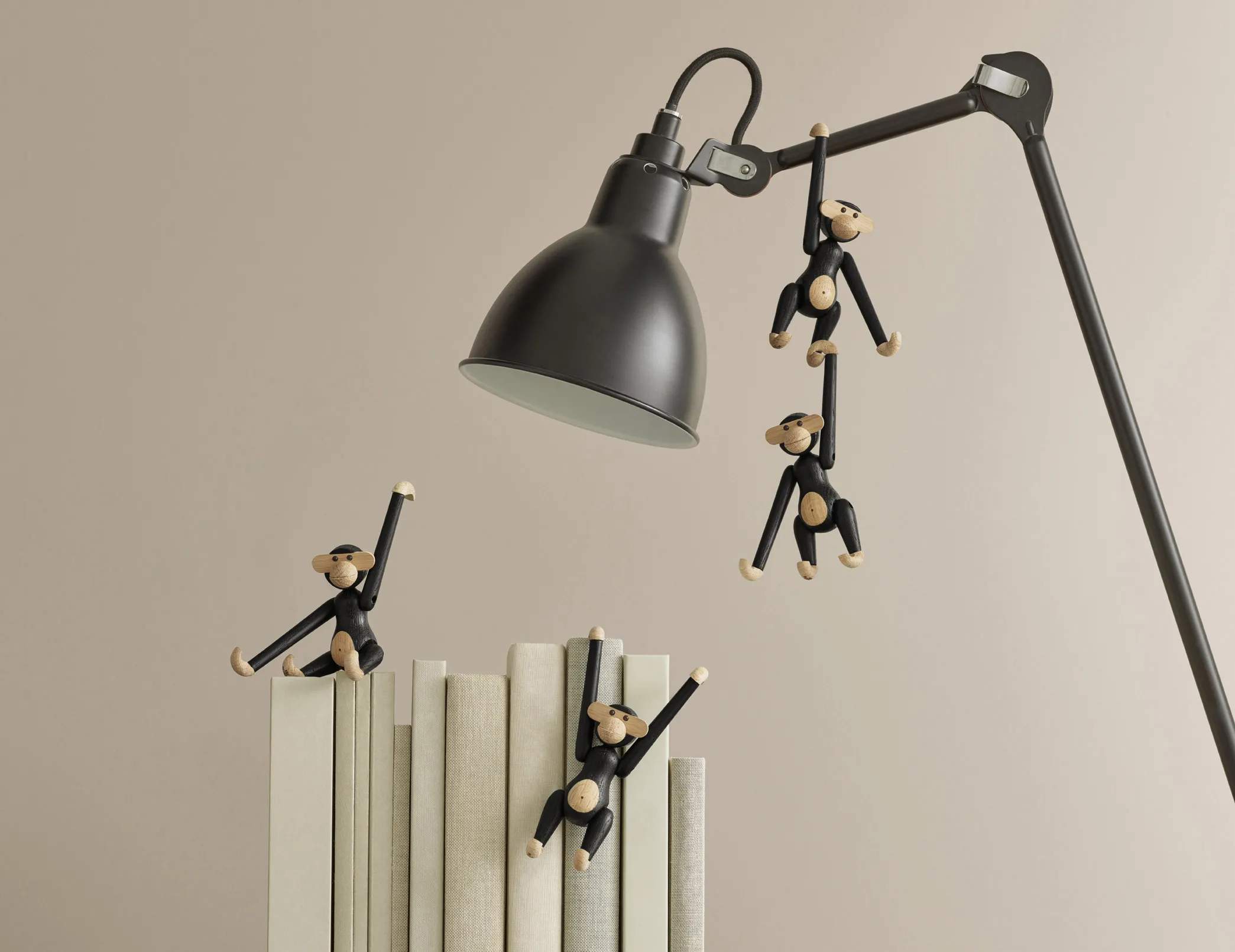 Kay Bojesen Dyrefigurer Abe - Mini i Mørkbejdset egetræ, Mini, 2