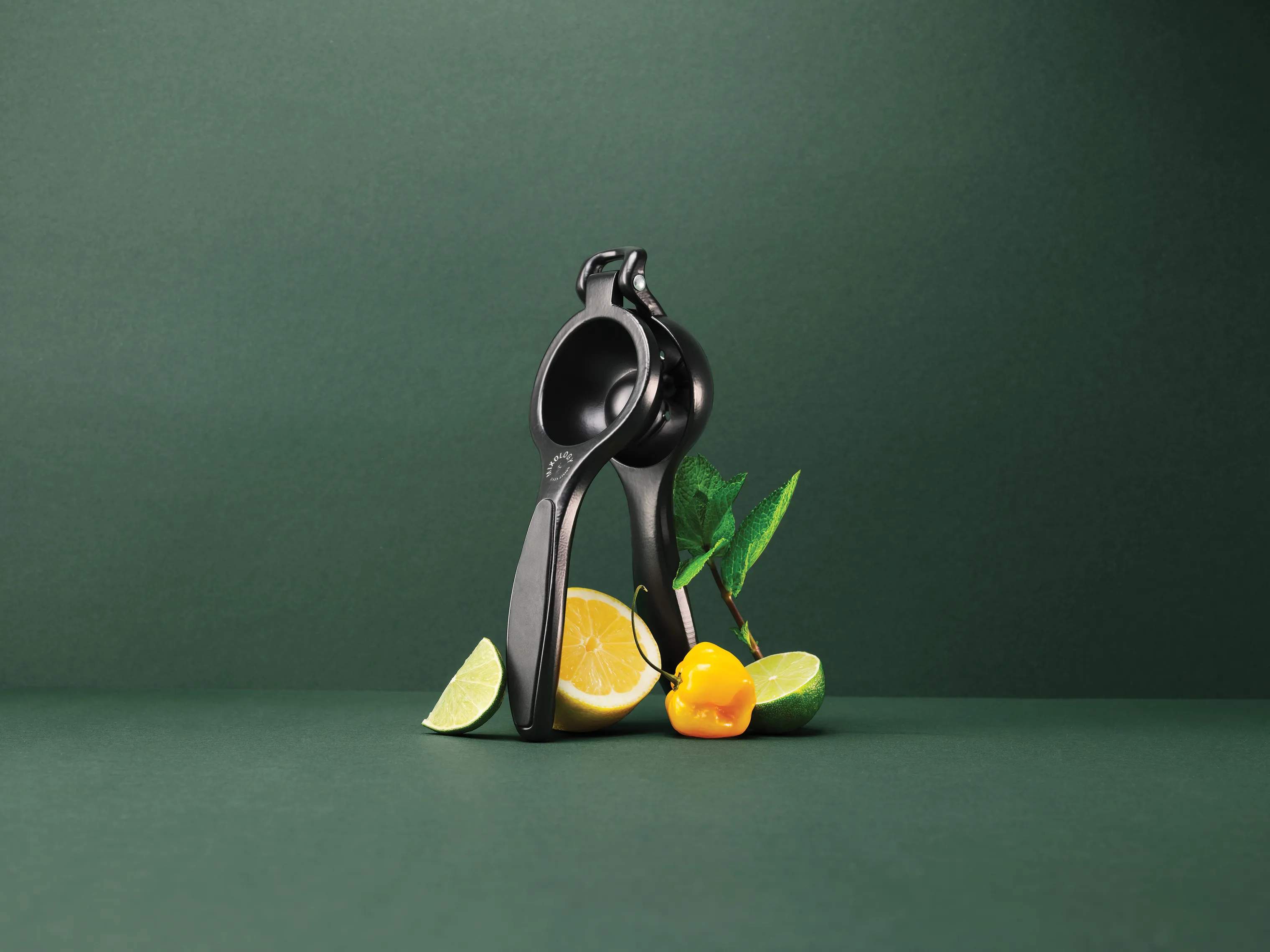Mixology by CASA Living Citruspressere MIXOLOGY Citruspresser i sort gammel, 2