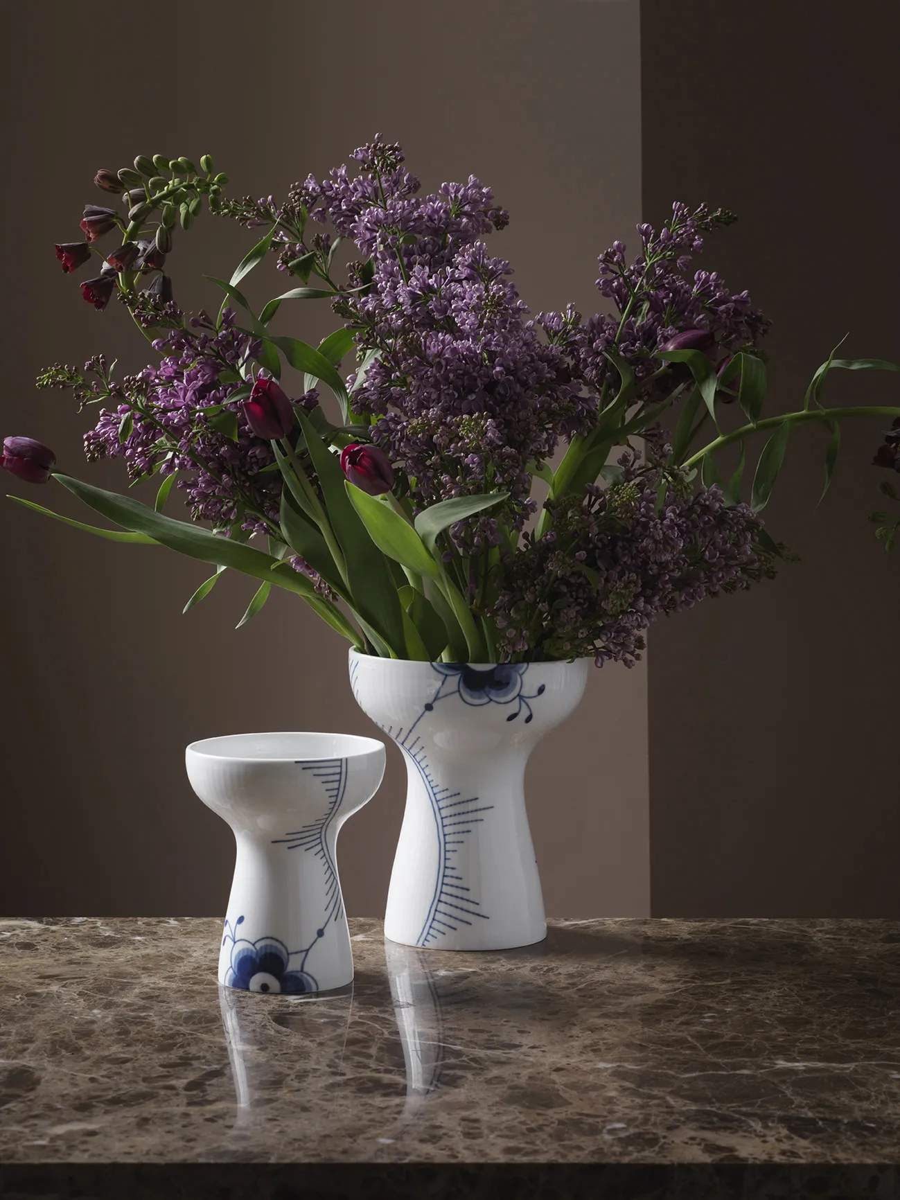 Royal Copenhagen Vaser Blå Mega Riflet Vase i Hvid, 19 cm, 2