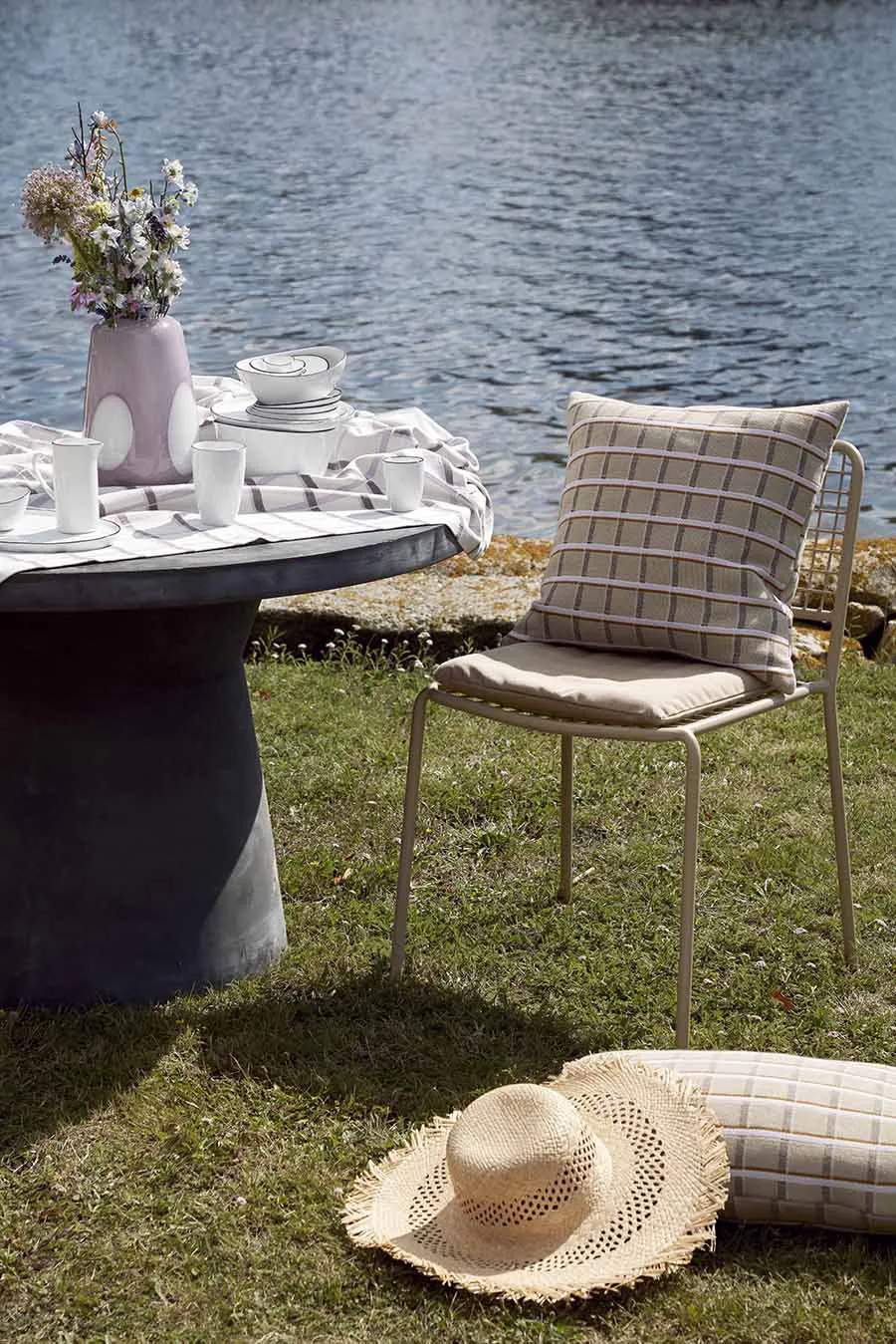 Broste Copenhagen Spiseborde Fiber Bord i Charcoal, 3