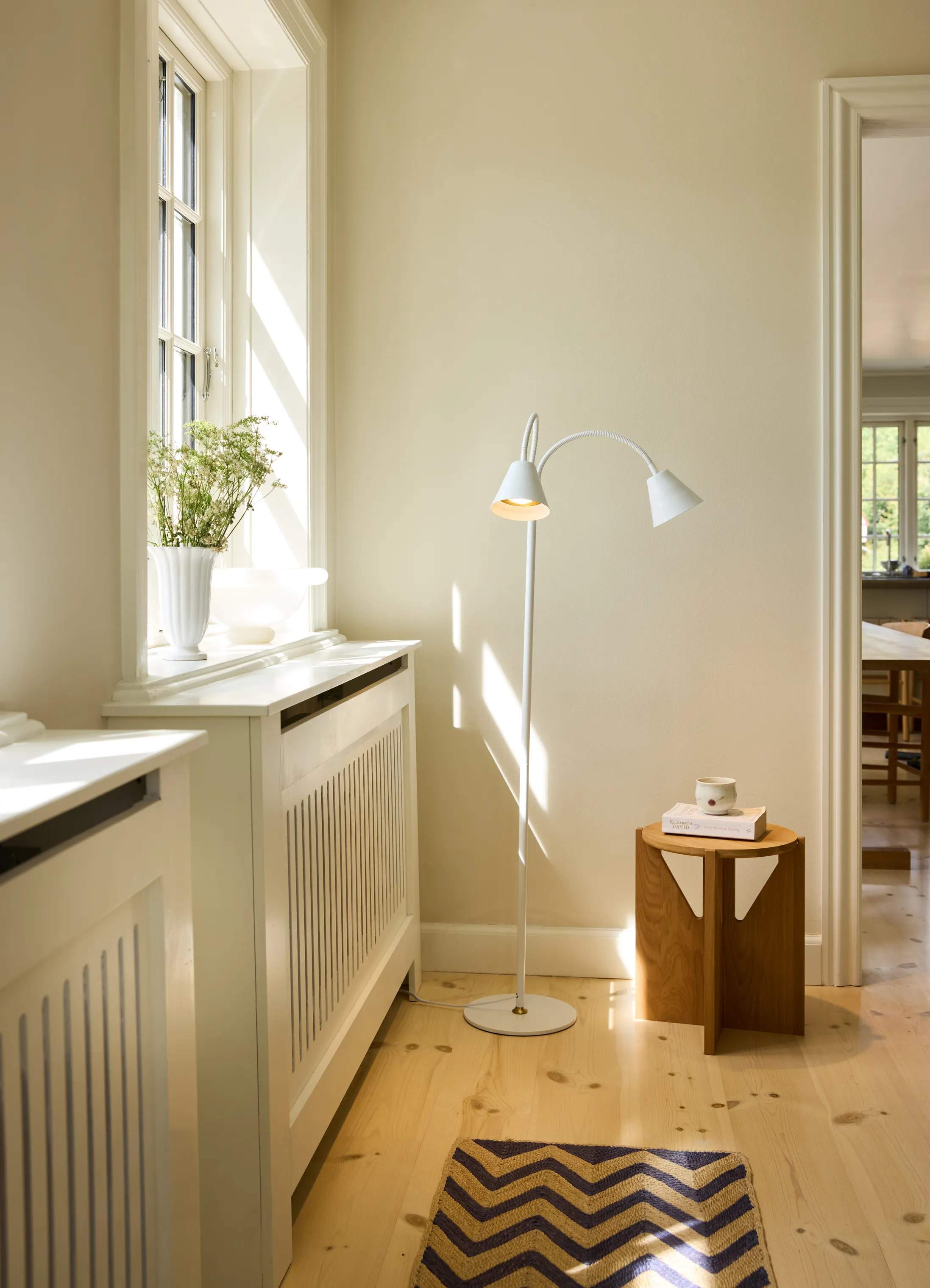 Halo Design Gulvlamper Hygge Gulvlampe i Hvid, 2