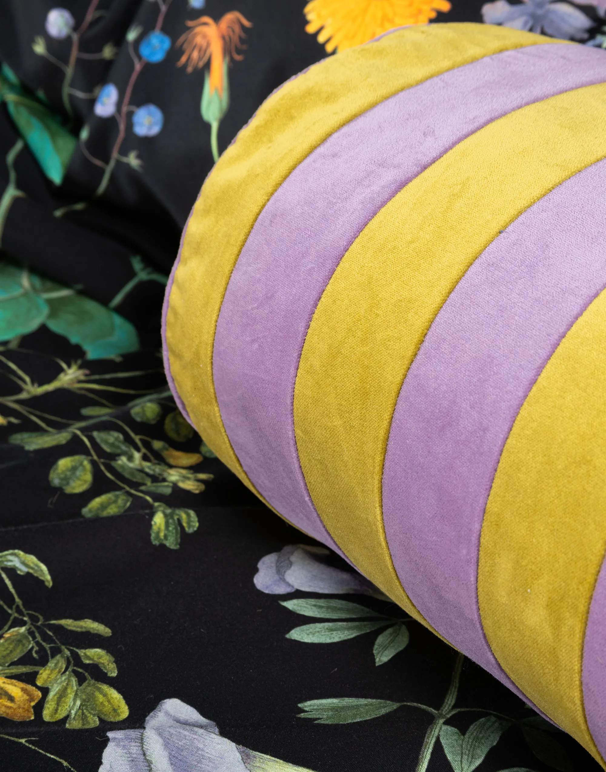 Essenza Pyntepuder Bell Pyntepude i Pale purple, 2