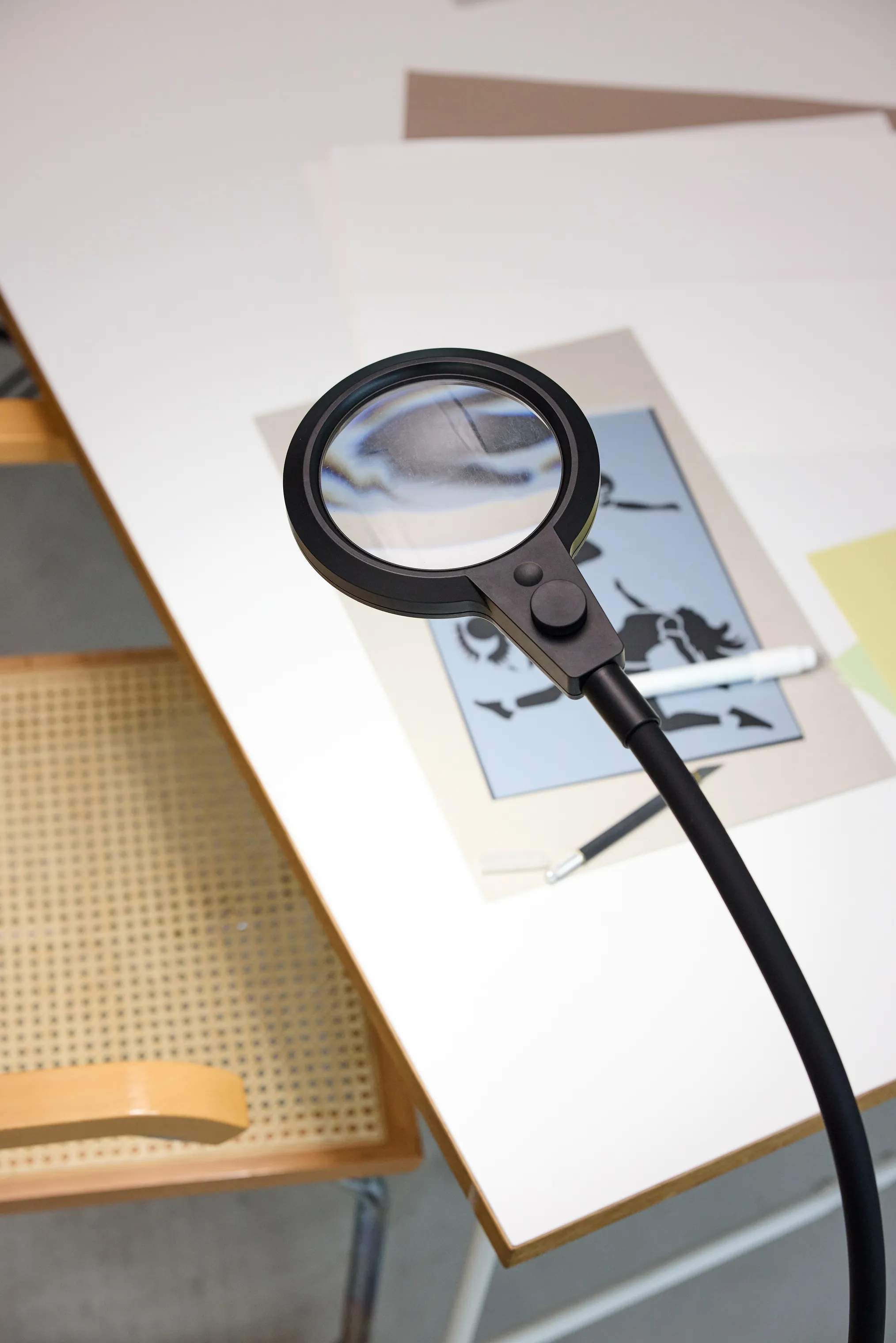 Halo Design Gulvlamper Magni Gulvlampe i Sort, 3
