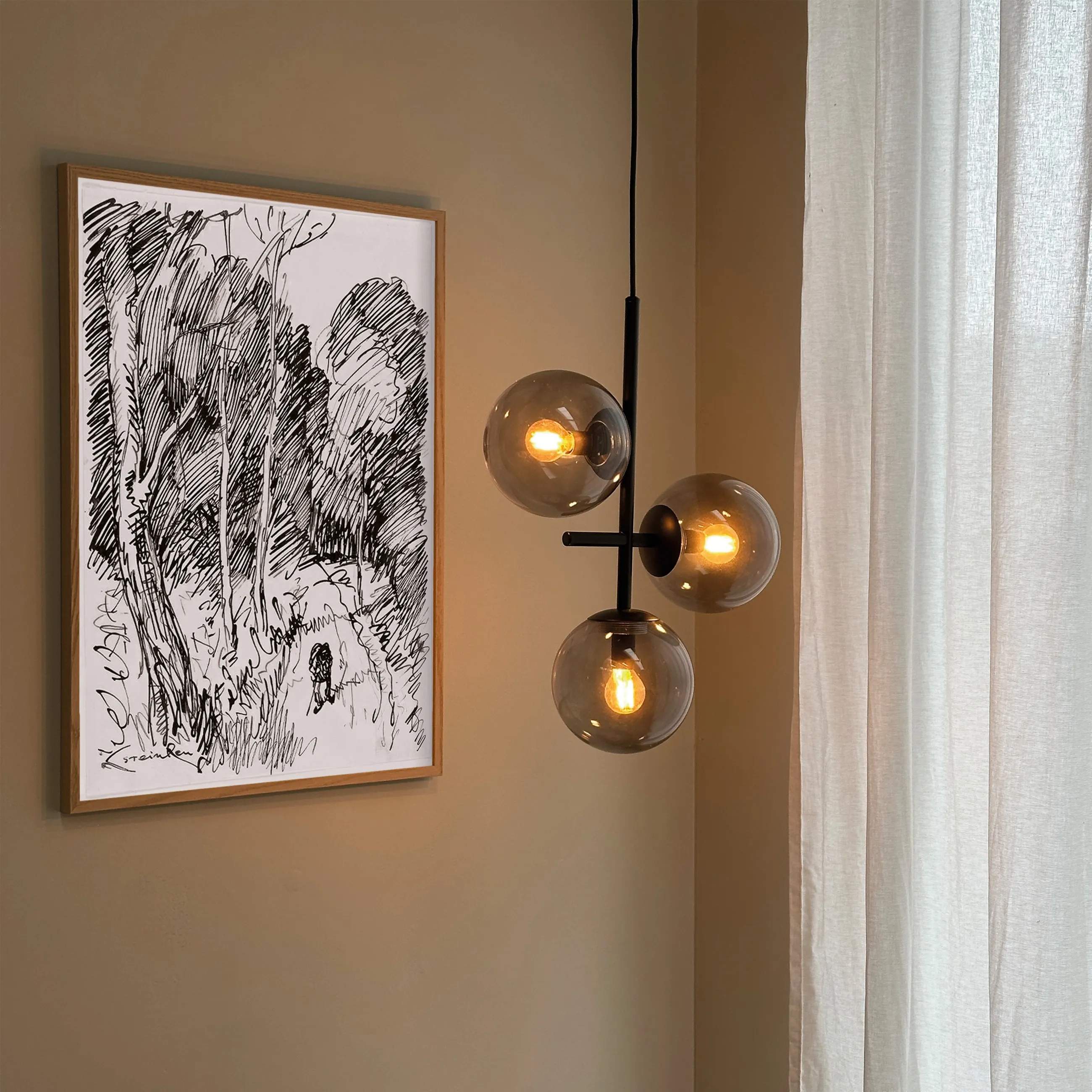 Dyberg Larsen Pendler Como Pendel i Røg/ Sort, 2