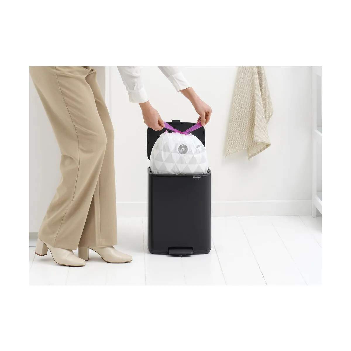 Brabantia Pedalspande Bo Pedalspand i Mat sort, 12 L, 6