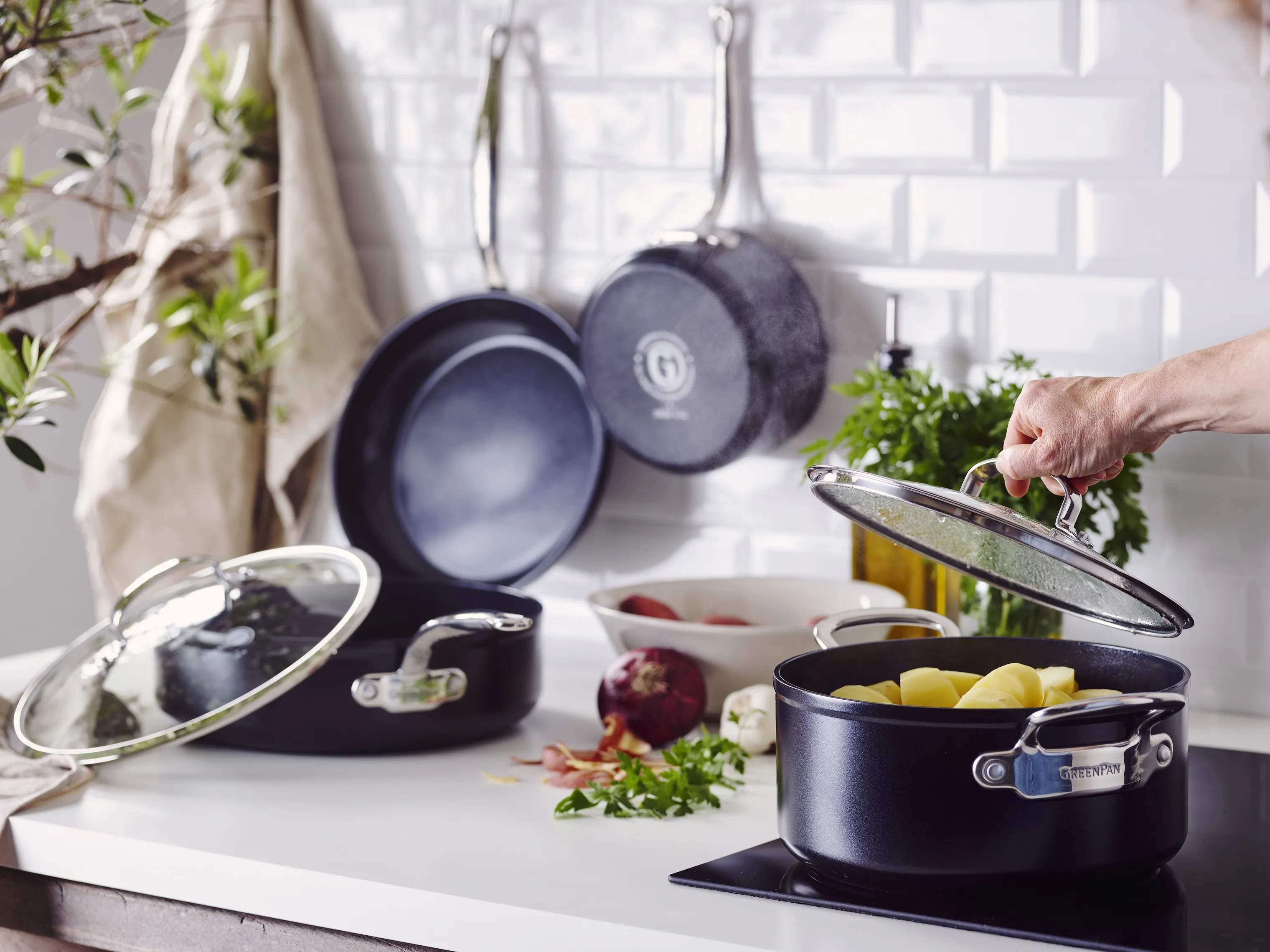Greenpan Gryder Barcelona Pro Gryde i Sort, 4.9 L, 2