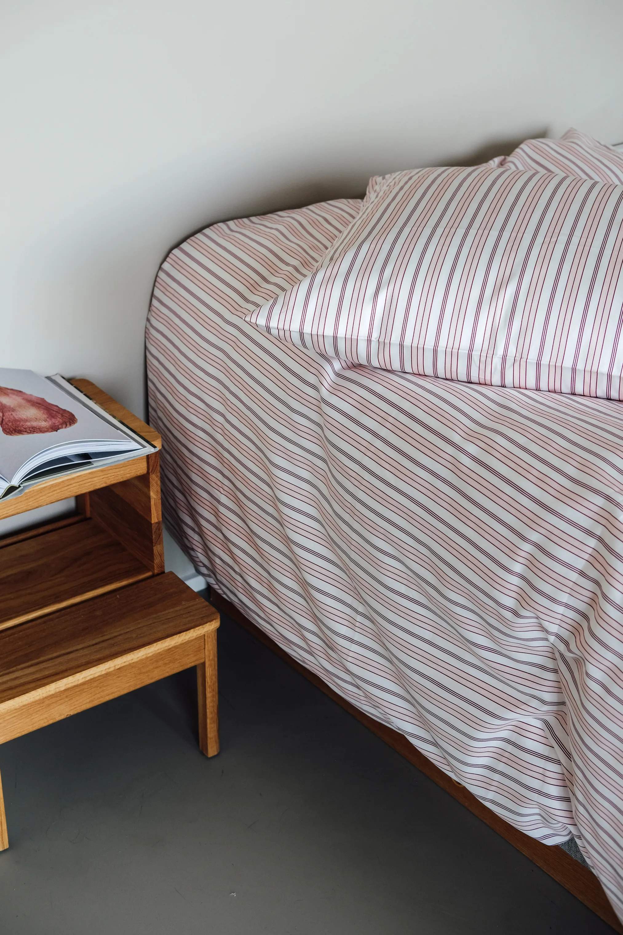 CASA Living Sengetøj Strib Sengetøj i Lyserød, B140 x L200 cm, 2