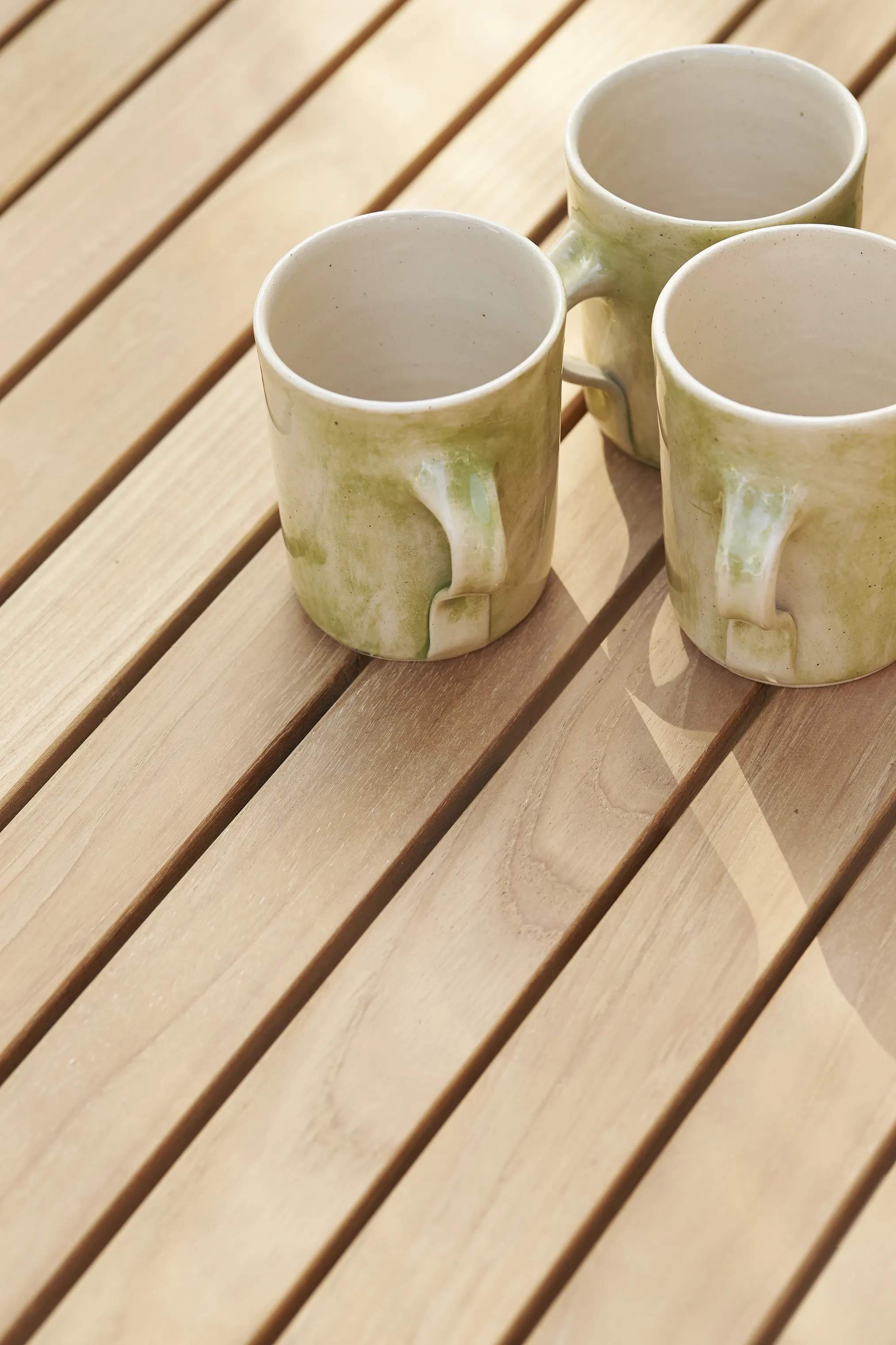 Mandalay Havespiseborde Magnolia Havebord i Hvid/Teak, H72 x Ø110 cm, 2
