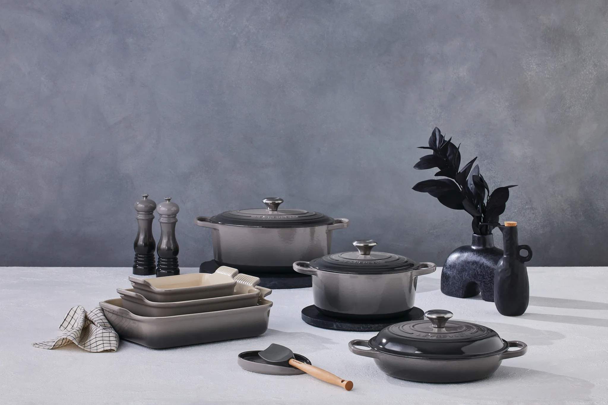 Le Creuset Øvrigt køkkengrej Oval Grydeskeholder i Flint, 2