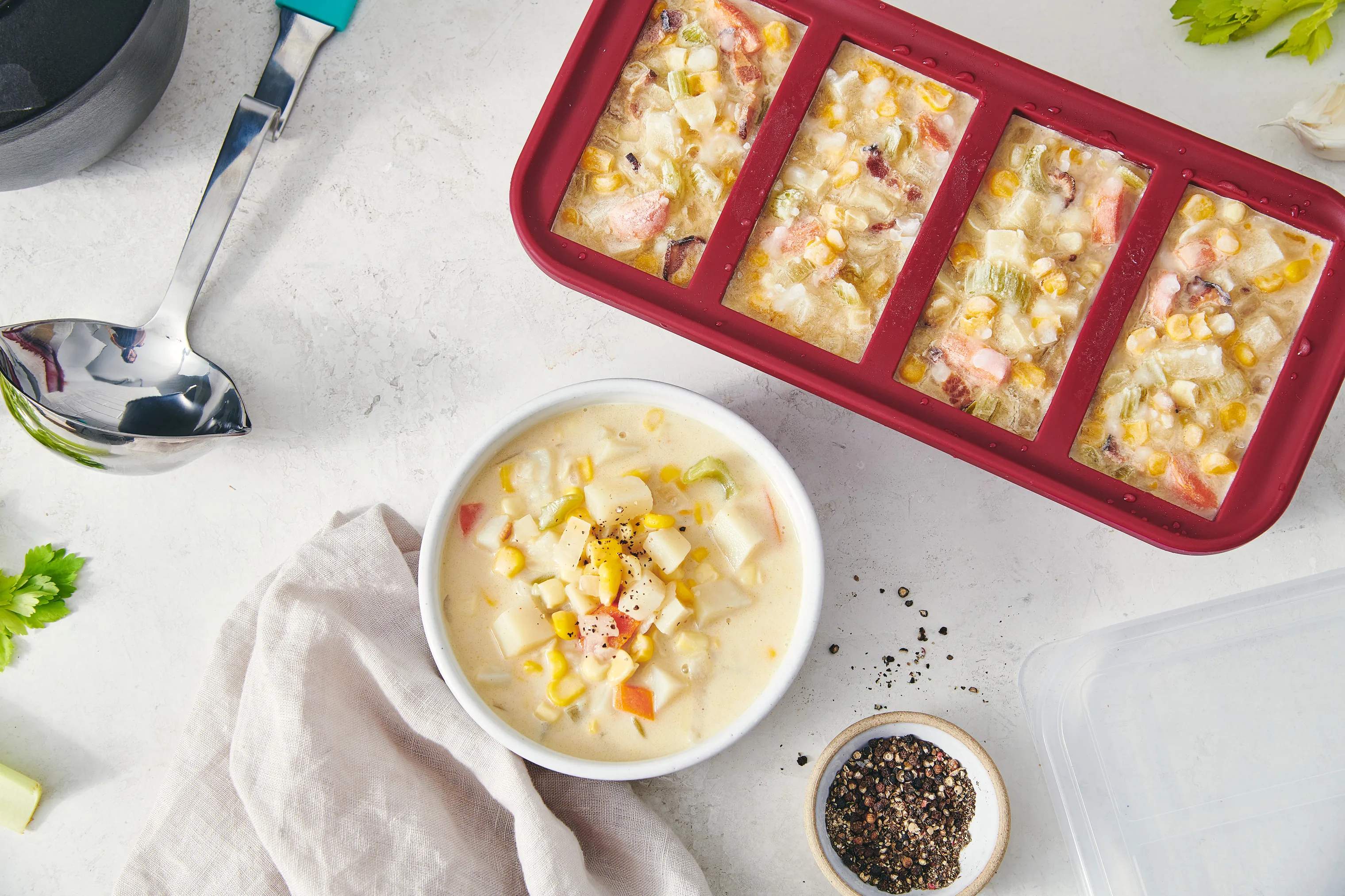 Souper Cubes Isterningebakker Frysebakke i rød, 2