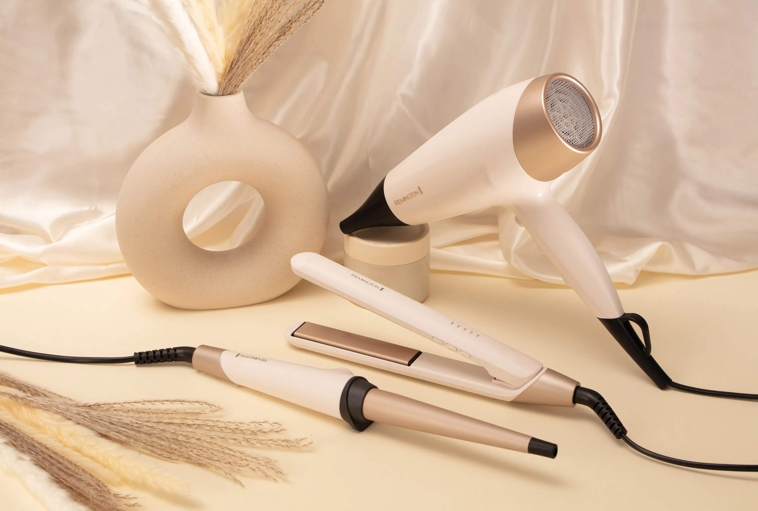 Remington Glattejern Shea Soft Glattejern i Creme/guld, 3