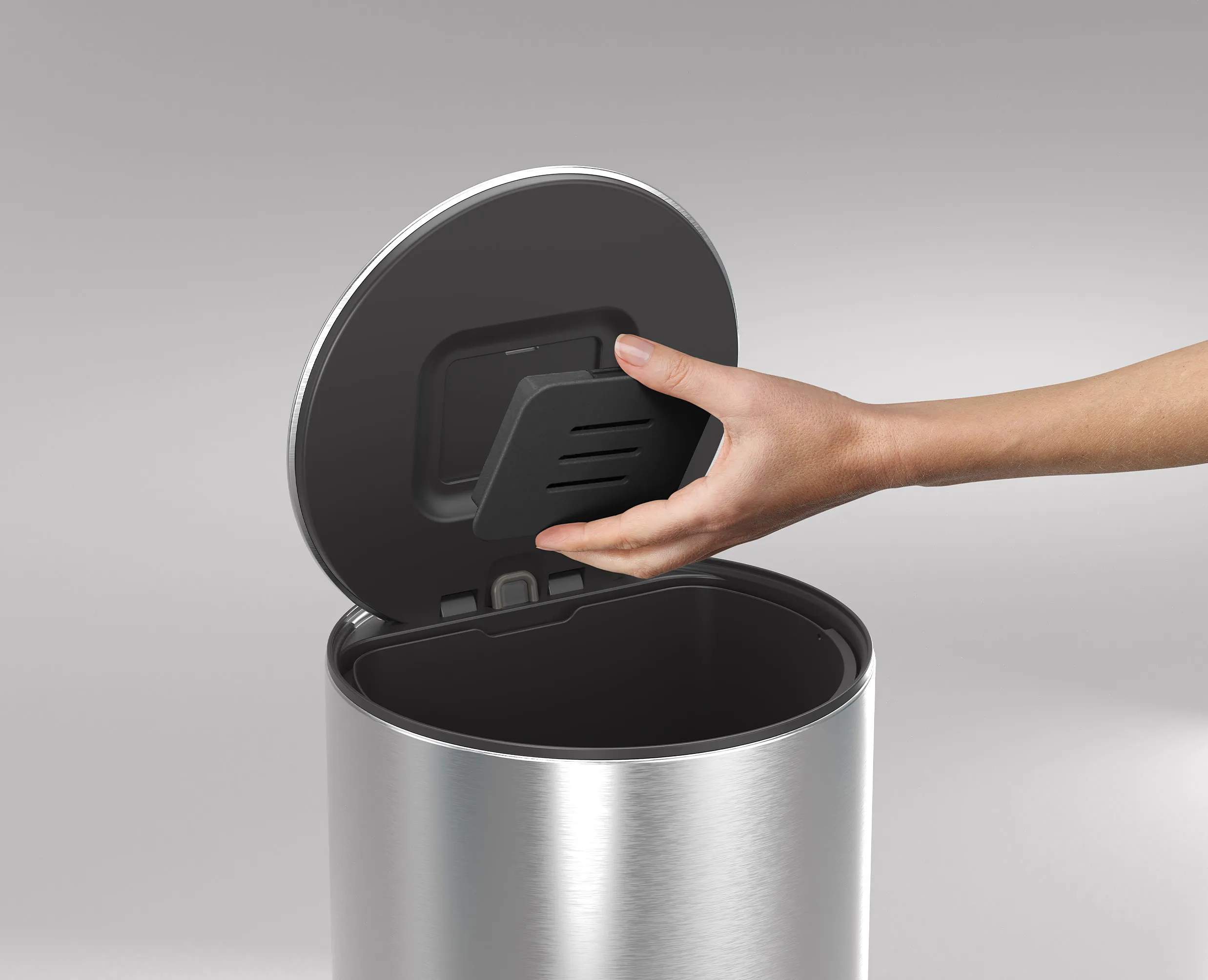 Joseph Joseph Pedalspande Arc  Affaldsspand i Stainless Steel, 30 L, 2