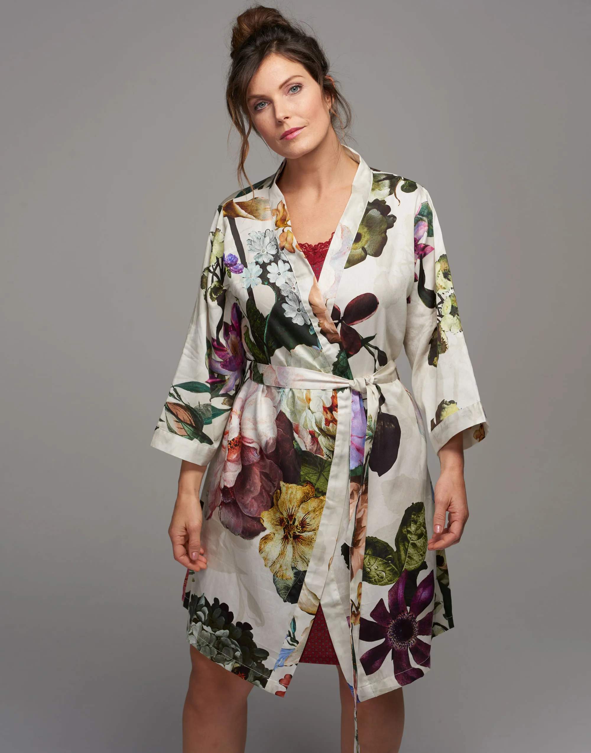 Essenza Morgenkåber Fleur Kimono i Ecru, Str. XS, 2