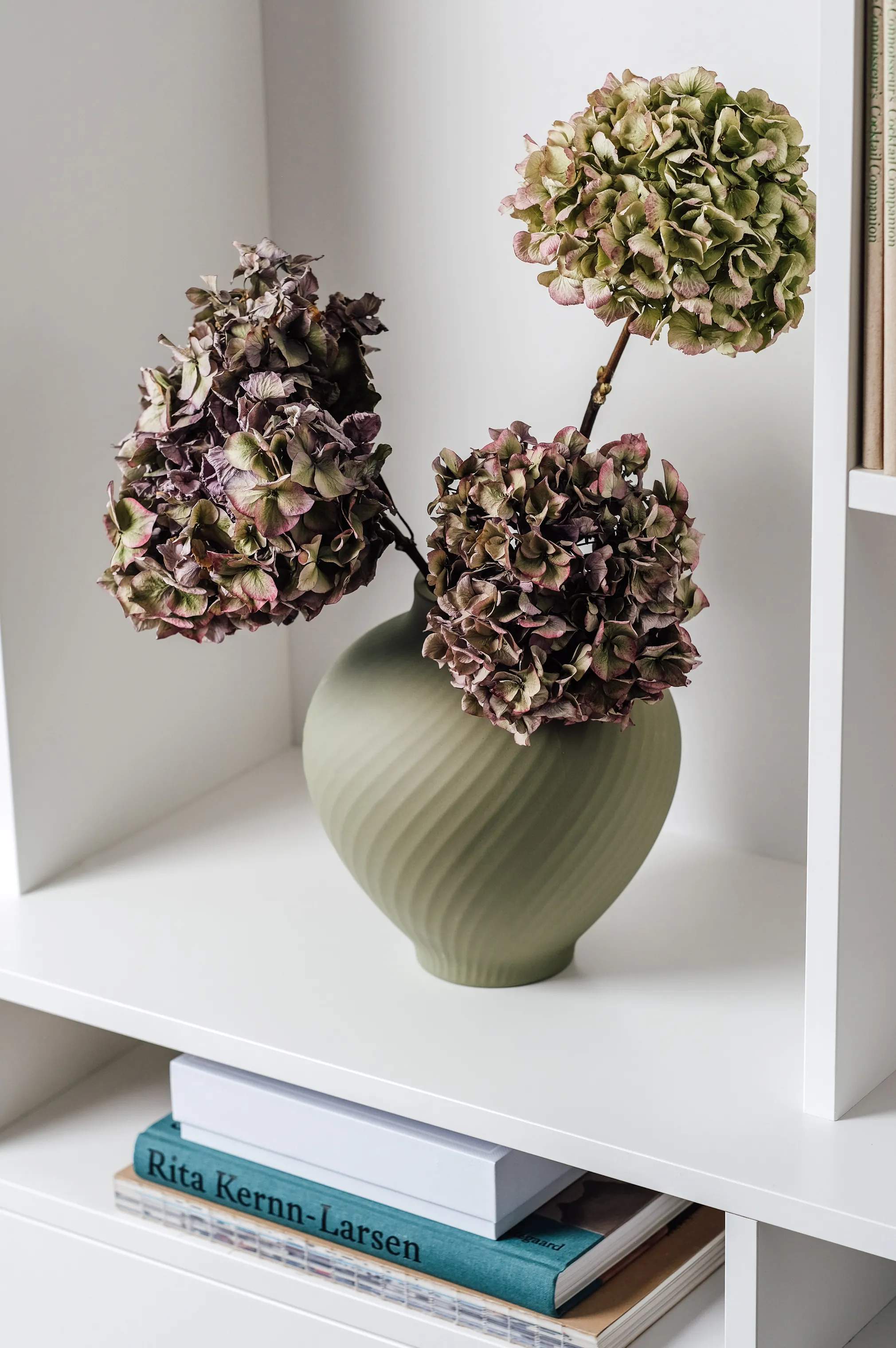 CASA Living Vaser Swirl Vase i grøn, 2