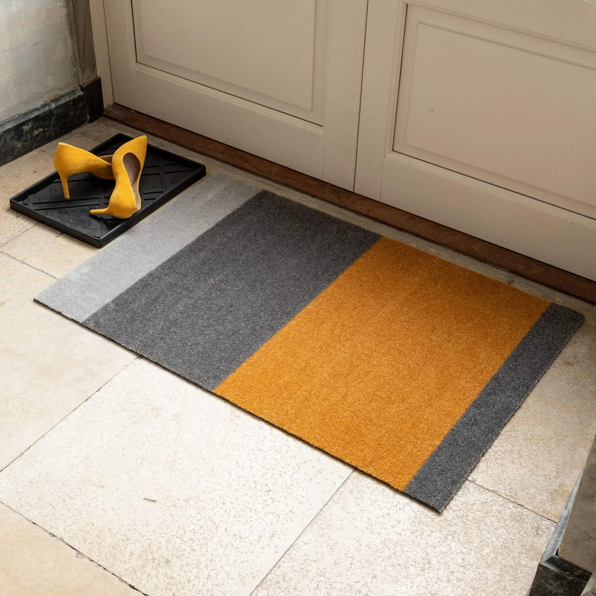 Tica Copenhagen Dørmåtter Stripes Horisontal Gulvmåtte i dijon/lysegrå/steelgrey, B60 x L90 cm, 3