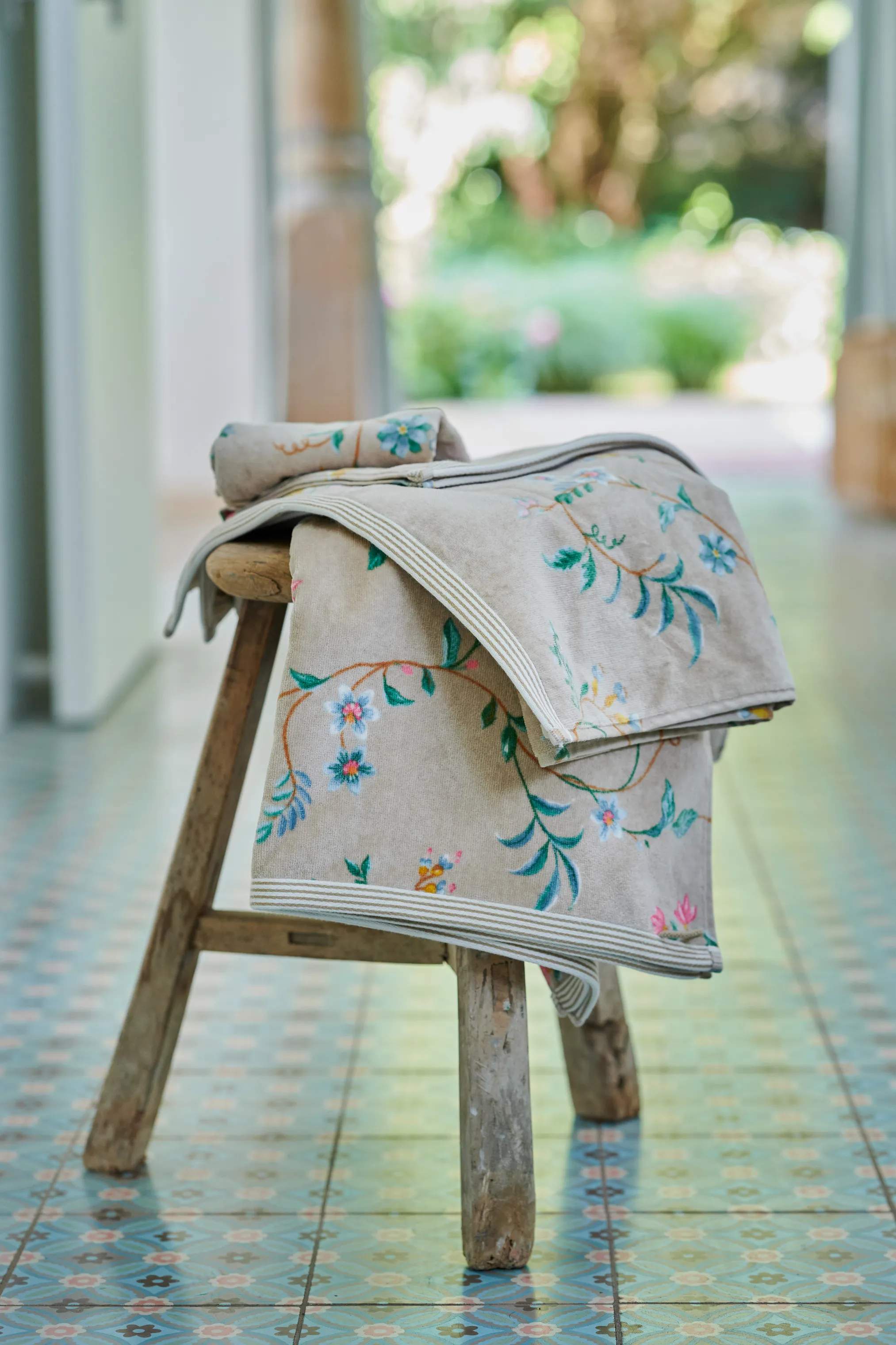PIP Studio Håndklæder Les Fleurs Håndklæde i Khaki , B30 x L50 cm, 4