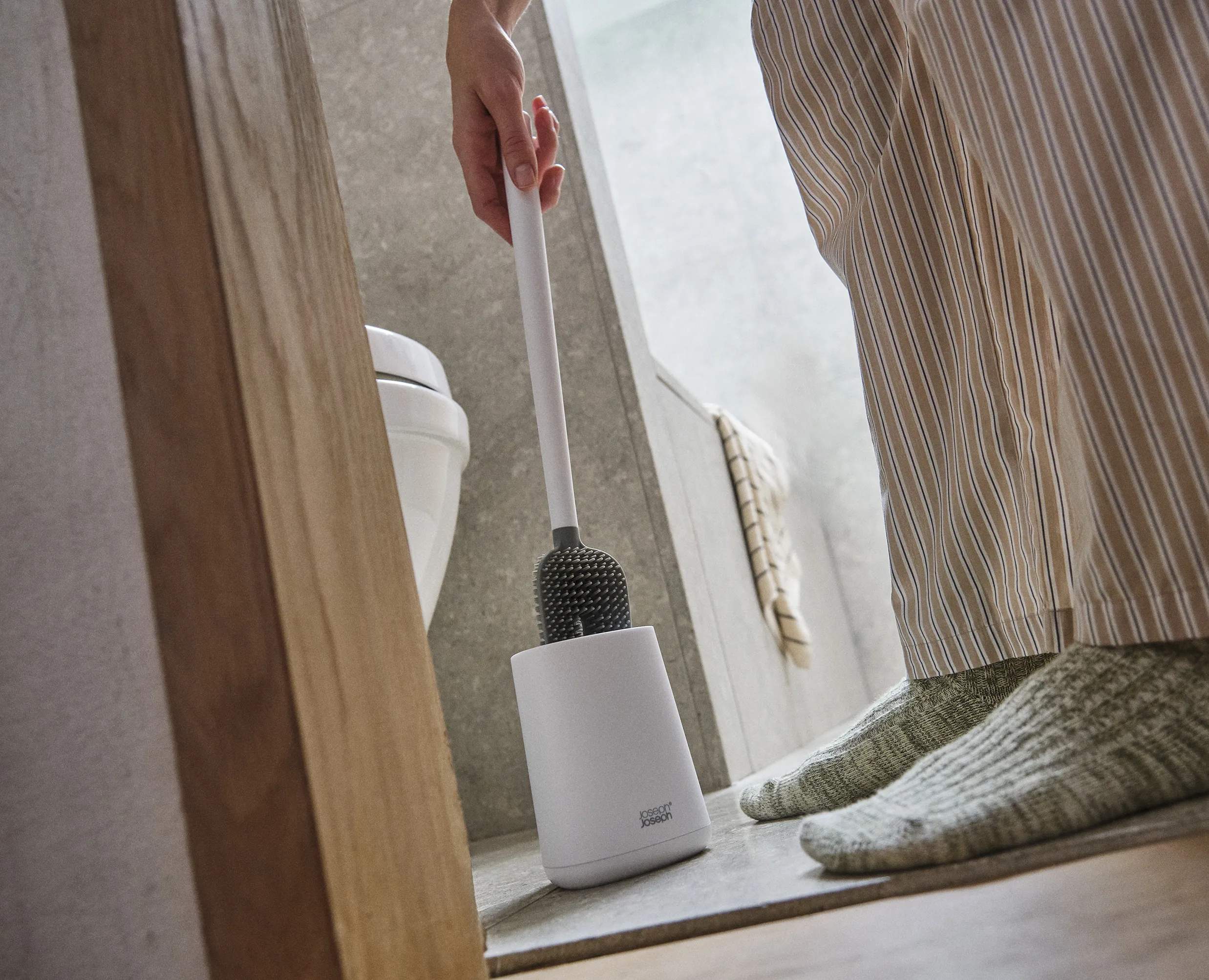 Joseph Joseph Toiletbørster Flex 360 Lite Toiletbørste i White, 5