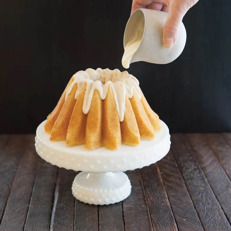 Nordic Ware Øvrige bageforme Lotus Bundt® Kageform i Guldfarvet, 5