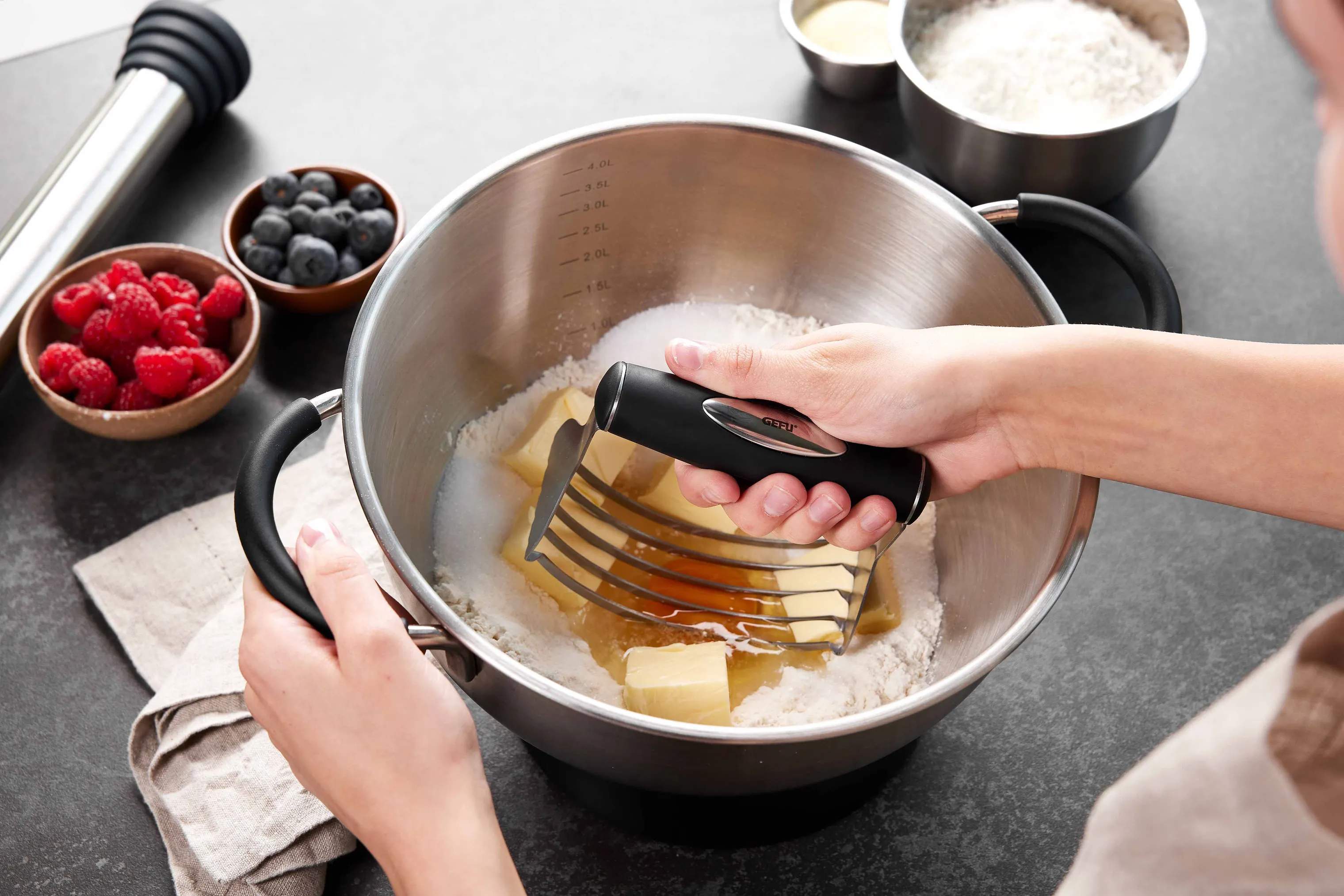 Gefu Bageredskaber Dejmixer i Sort/stål, 2