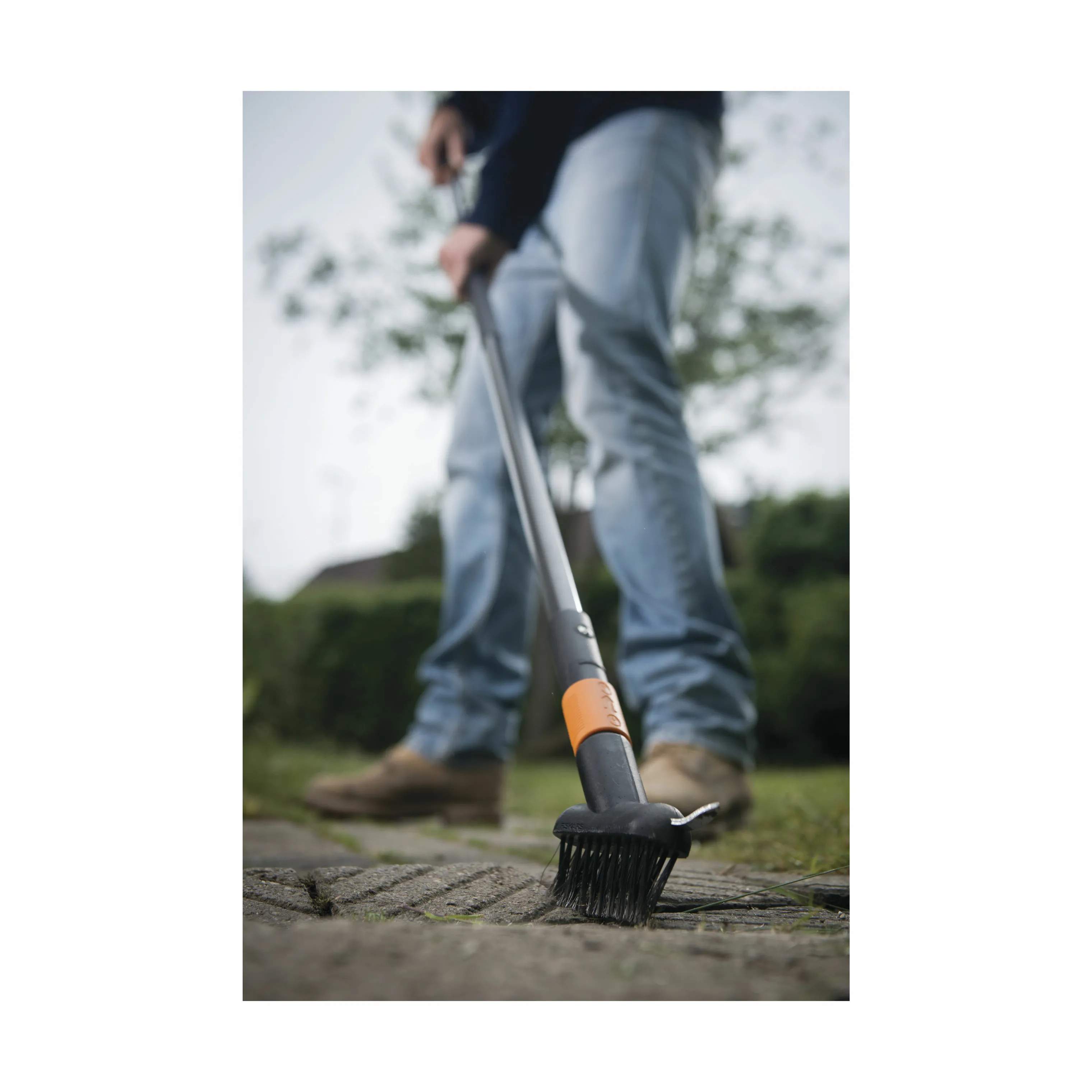 Fiskars Garden Haveredskaber QuikFit™ Fugebørste i Sort/Orange, 2