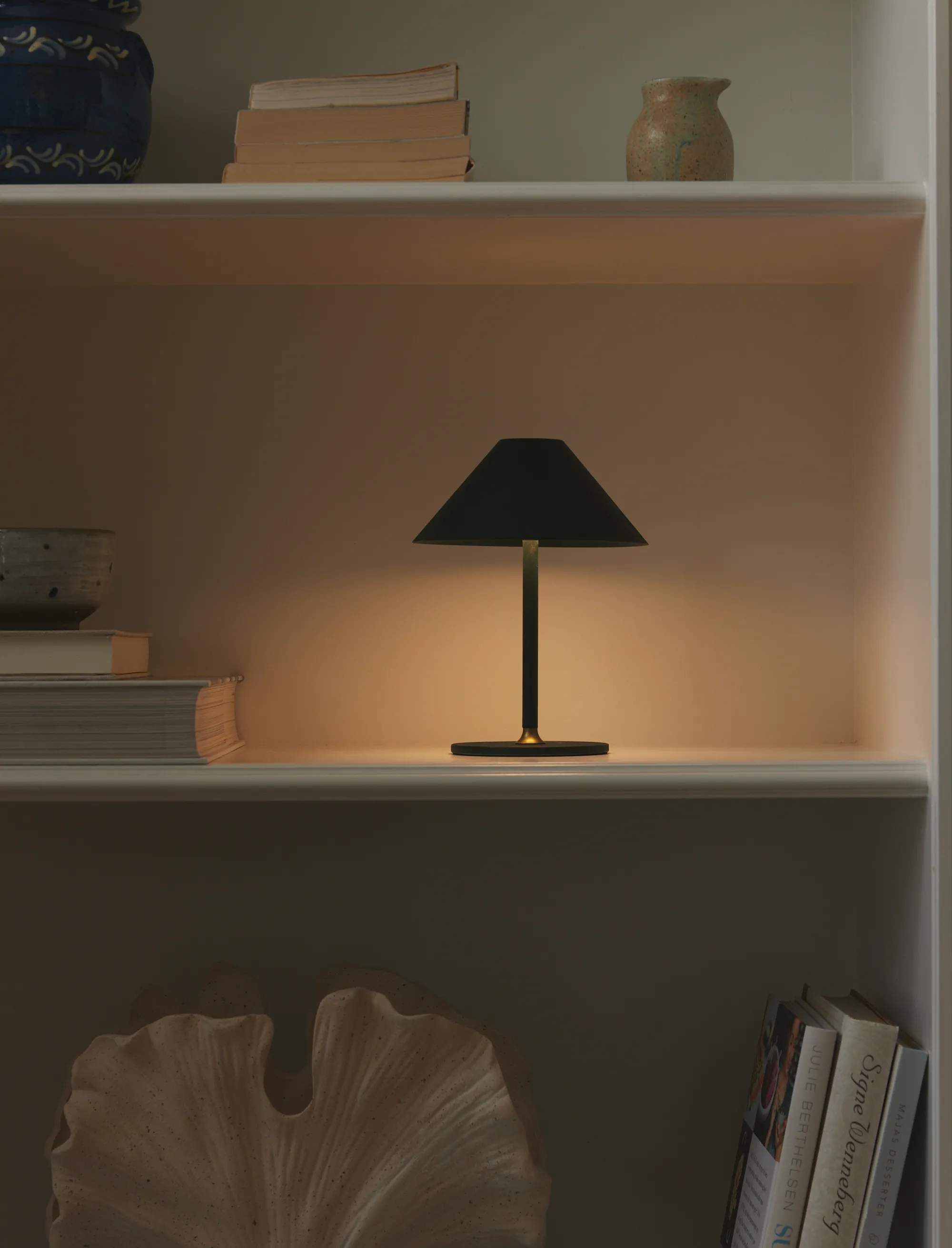 Halo Design Bordlamper Hygge Bordlampe i Dyb grøn, 2