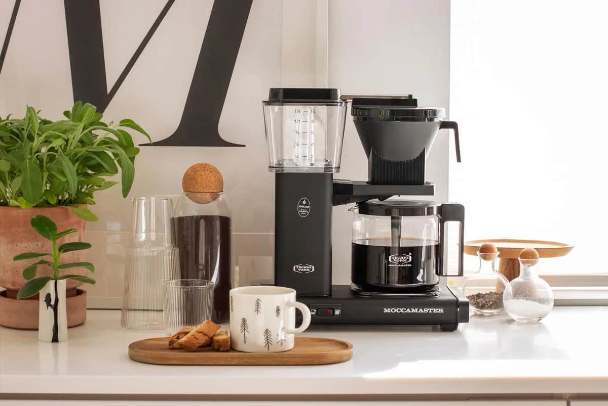 Moccamaster Kaffemaskiner Optio Kaffemaskine i Matt Black1, 3