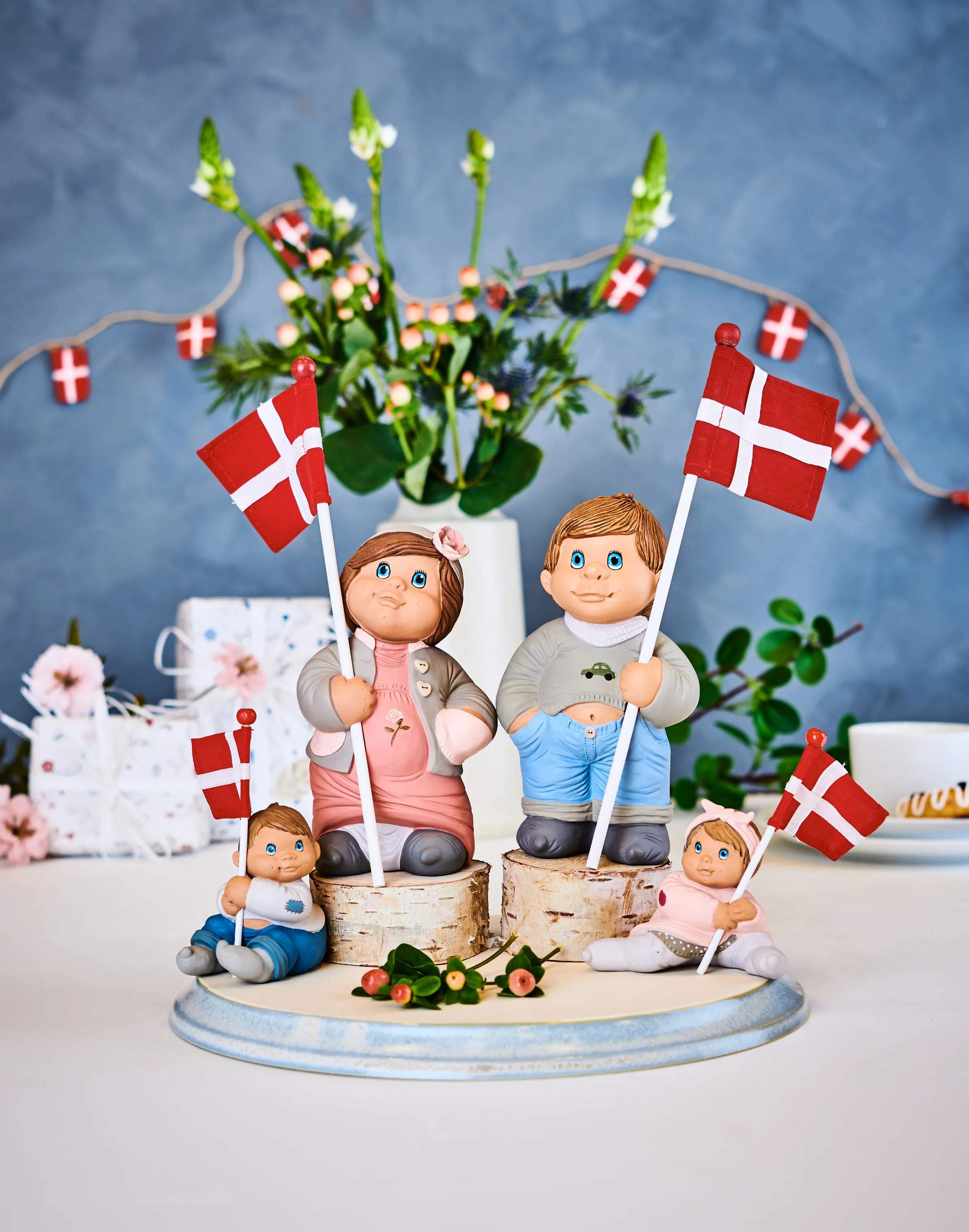 Klarborg Øvrige figurer Fødselsdagsdreng m. flag i Lyseblå, 2