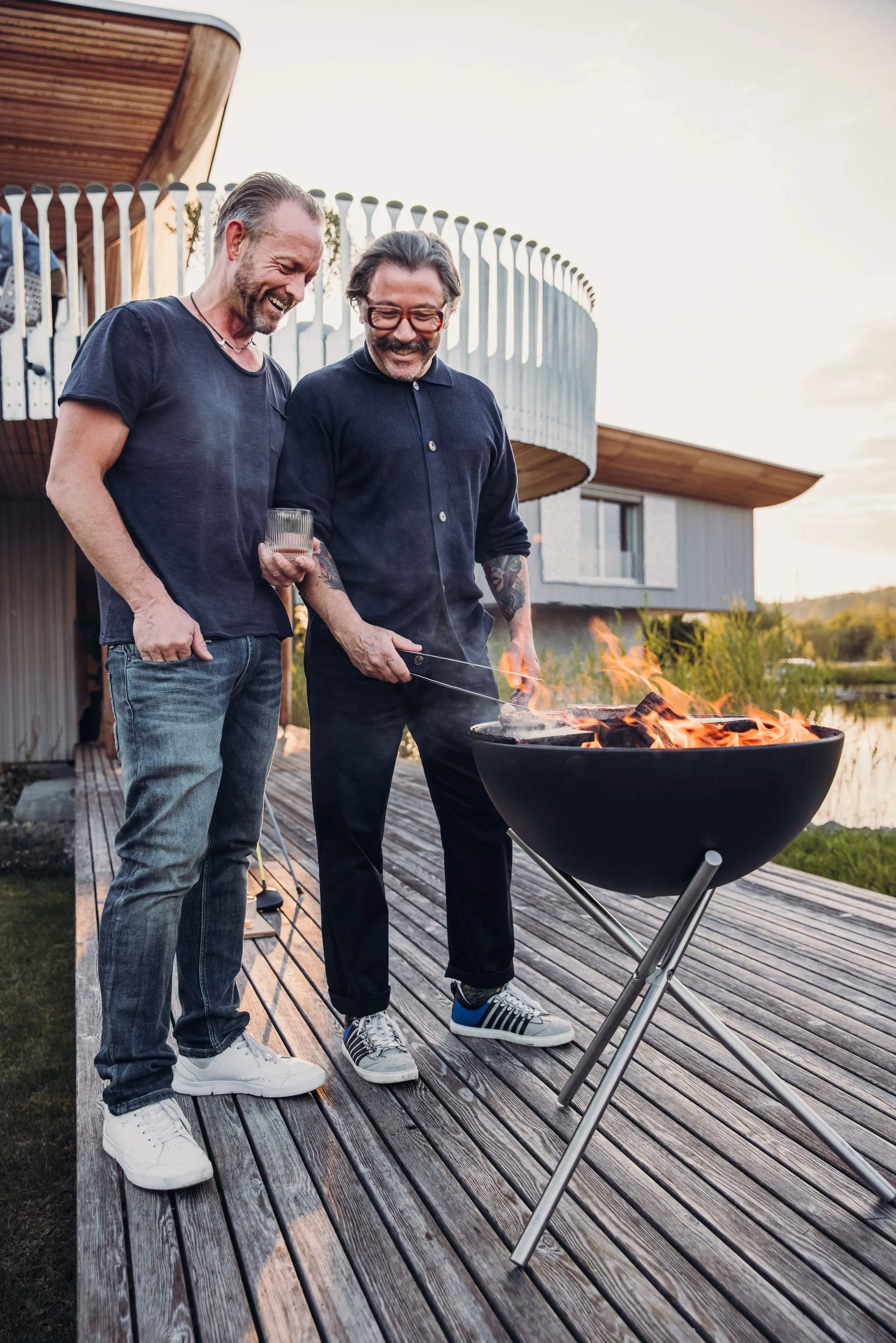 höfats Bålsteder Bowl Stativ i Stål, 2