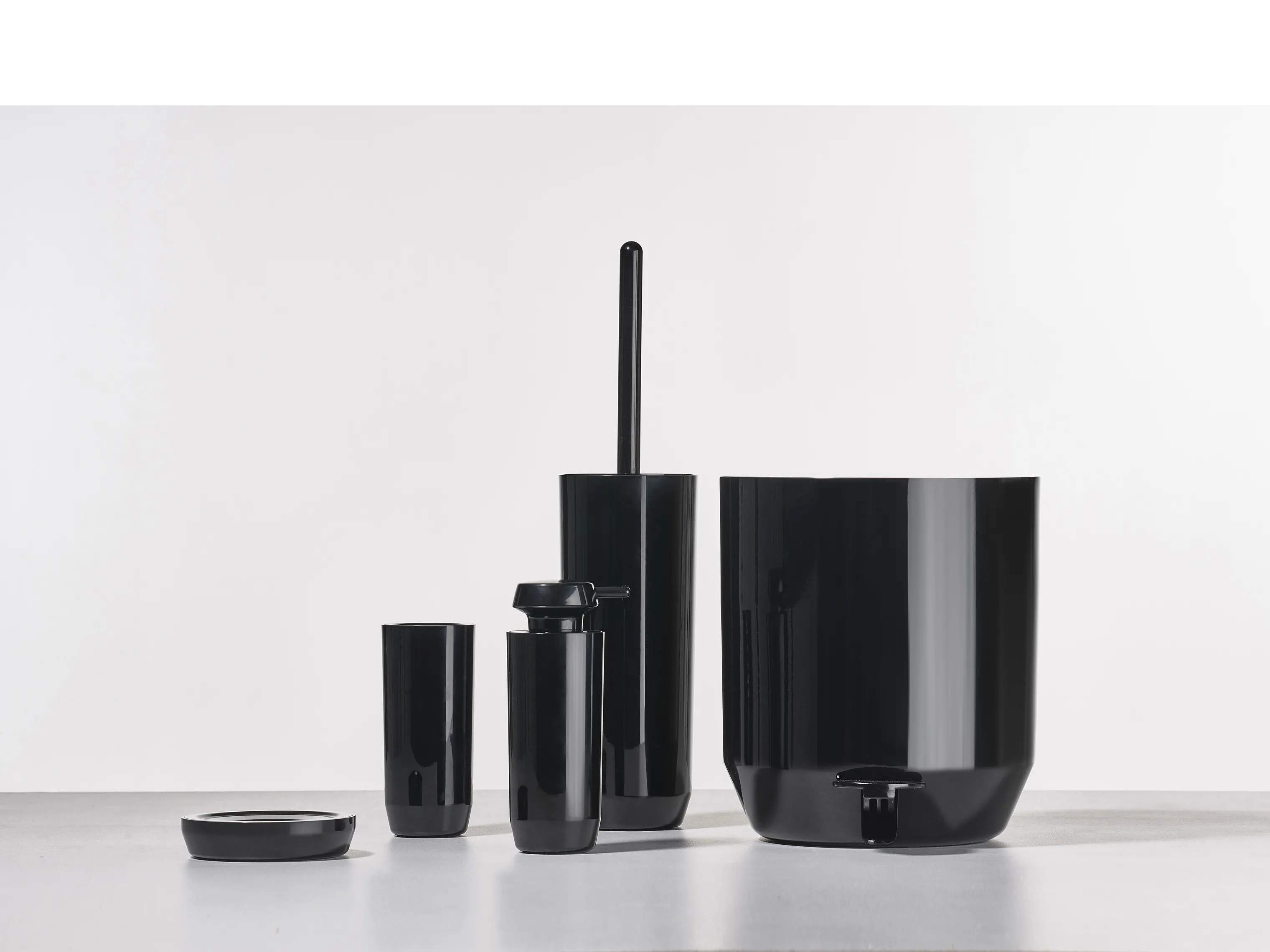 Zone Tandbørsteholdere Suii Tandbørstekrus i Black, 14,1 cm, 2
