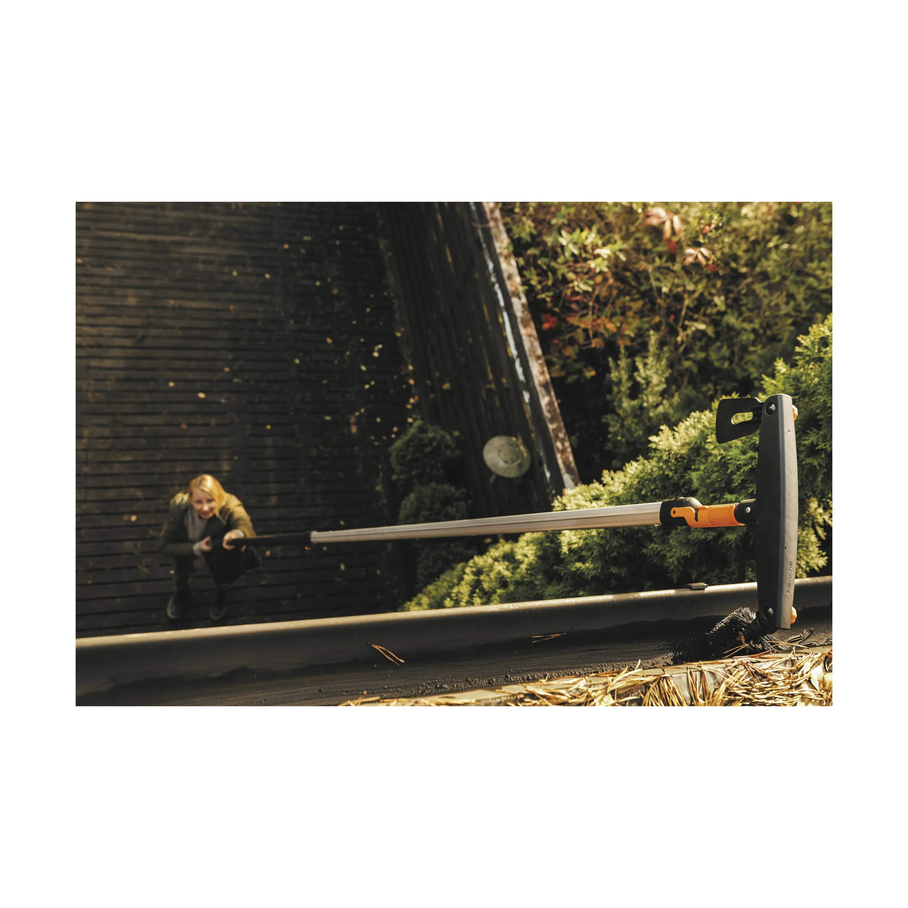 Fiskars Garden Haveredskaber QuikFit™ Tagrenderenser i Sort/Orange, 7