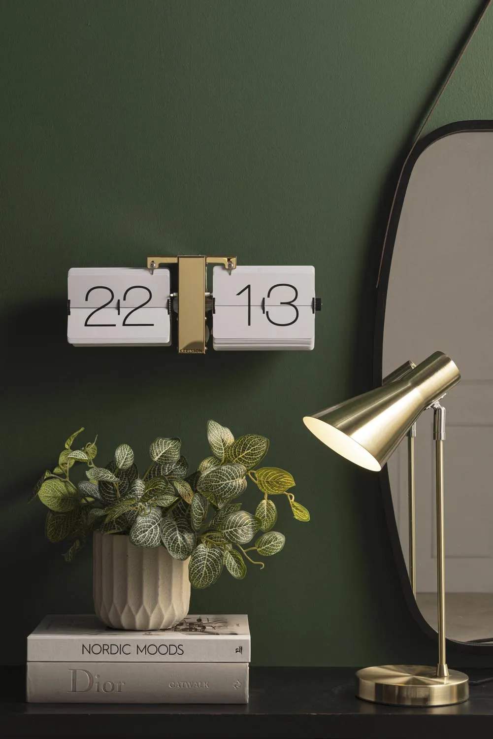 Karlsson Bordure Flip Clock No Case Flip No Case Bordur i Hvid, 2