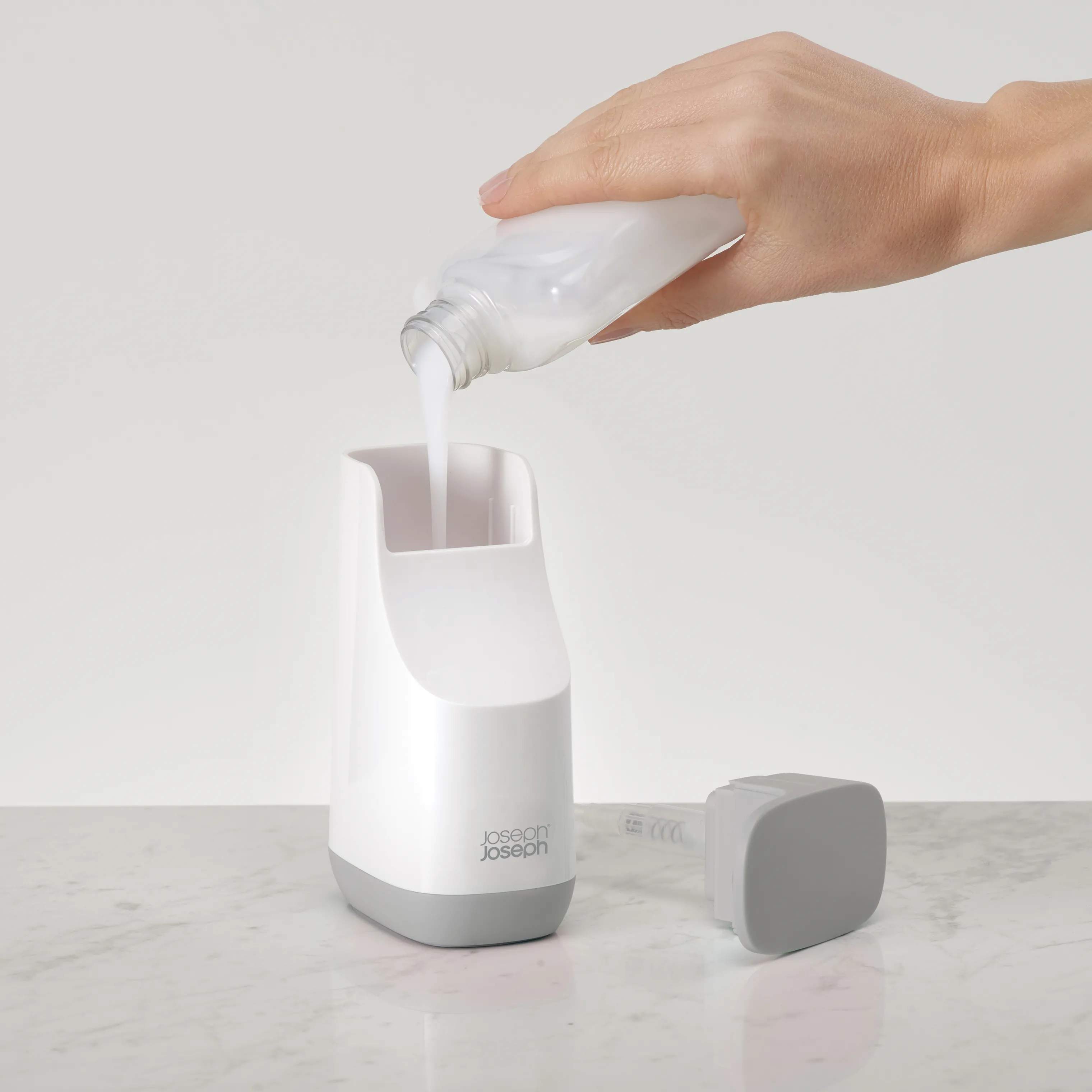Joseph Joseph Sæbedispensere Slim Sæbedispenser i Grey/White, 2